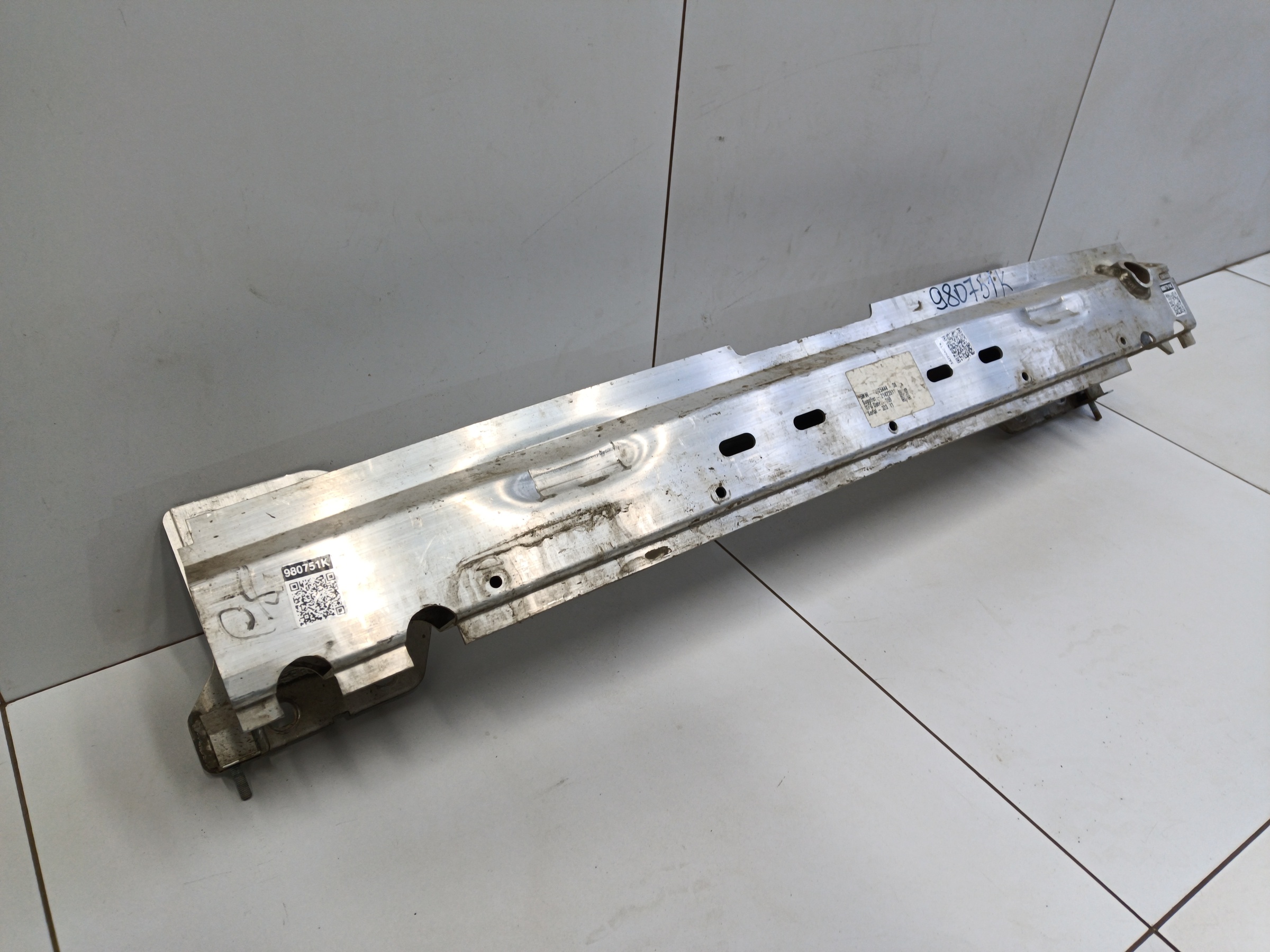 Усилитель заднего бампера BMW X7 G07