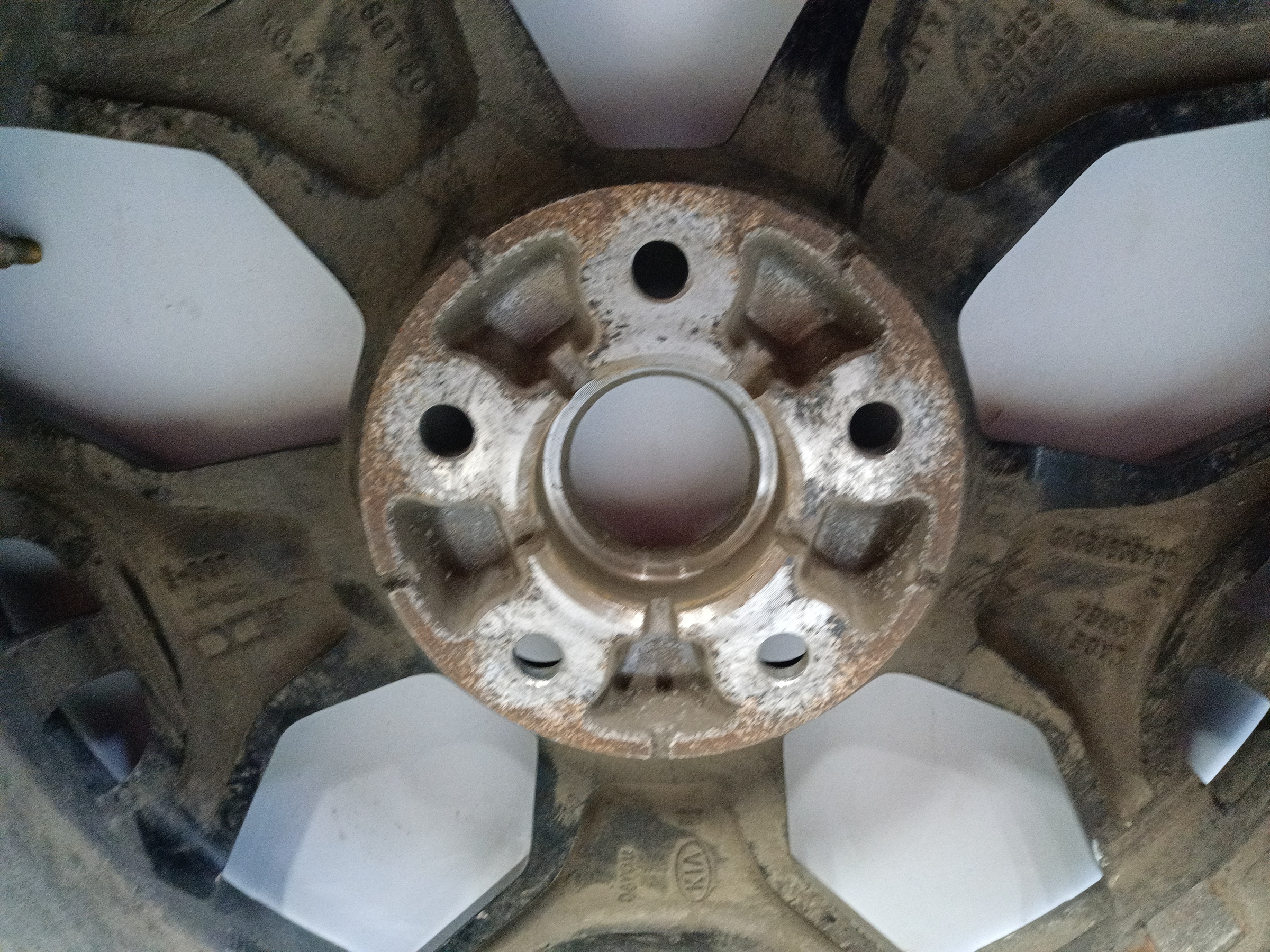 Диск колеса литой Kia Seltos R17