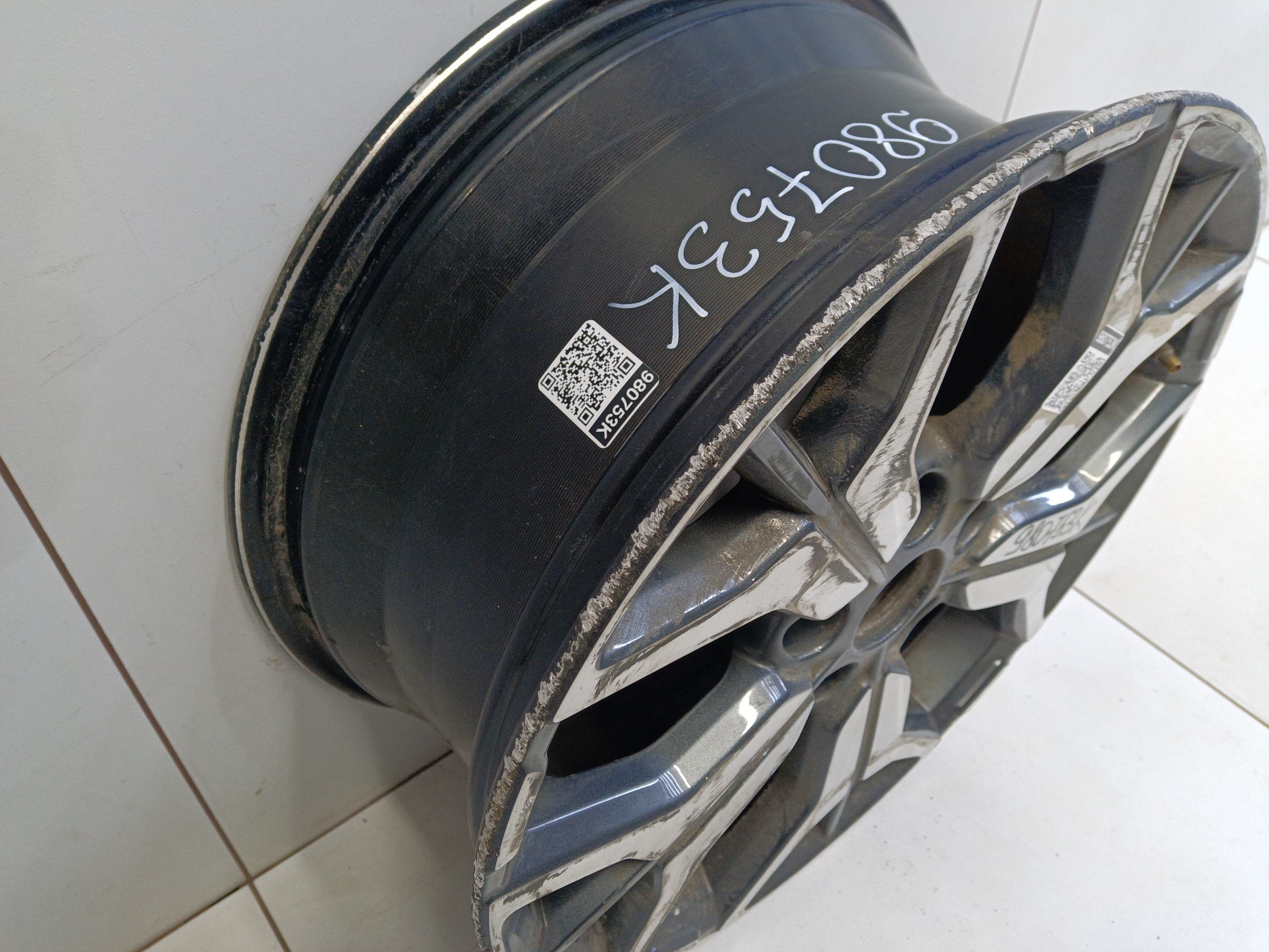 Диск колеса литой Kia Seltos R17