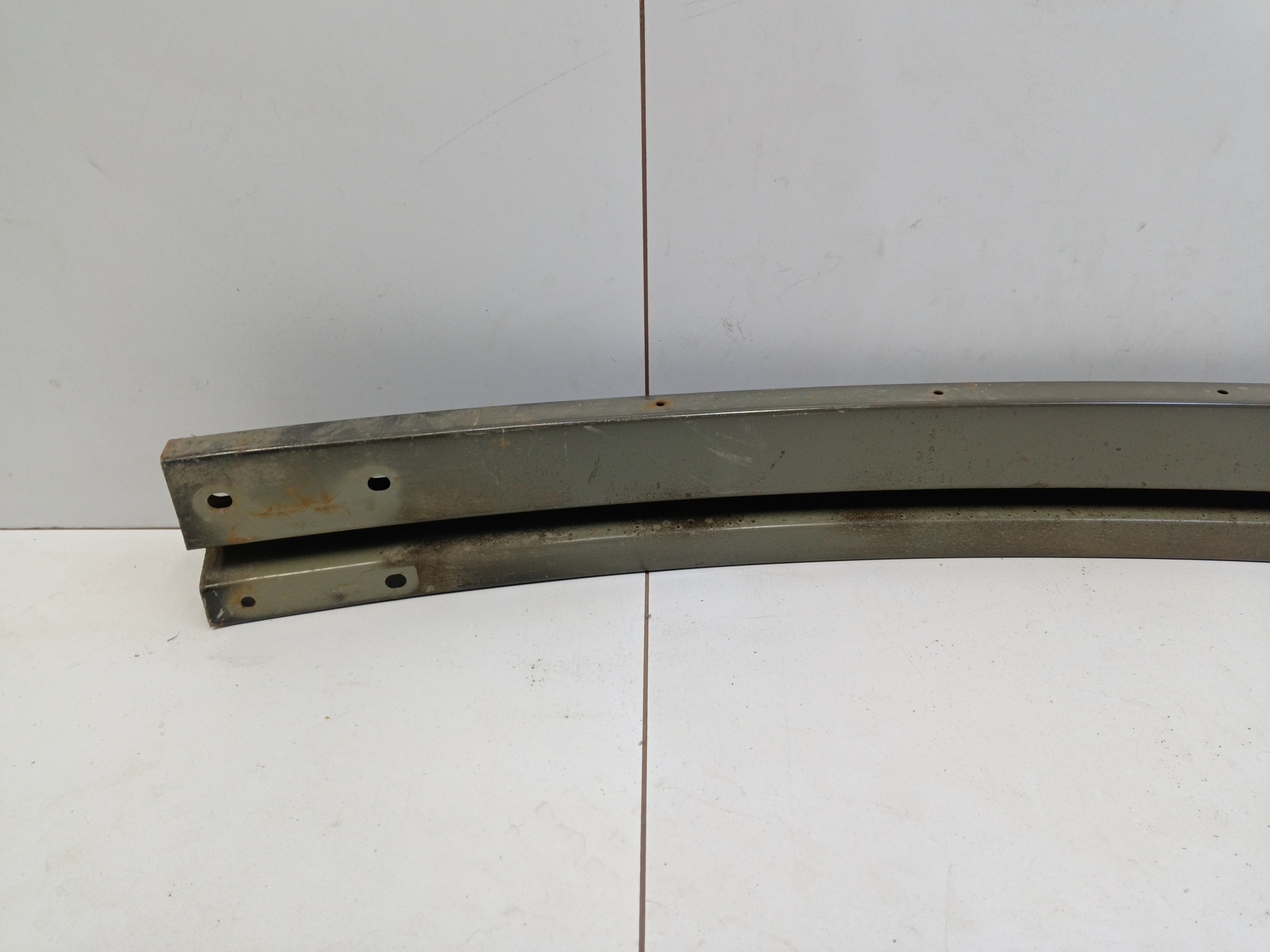 Усилитель заднего бампера Nissan X-Trail T32