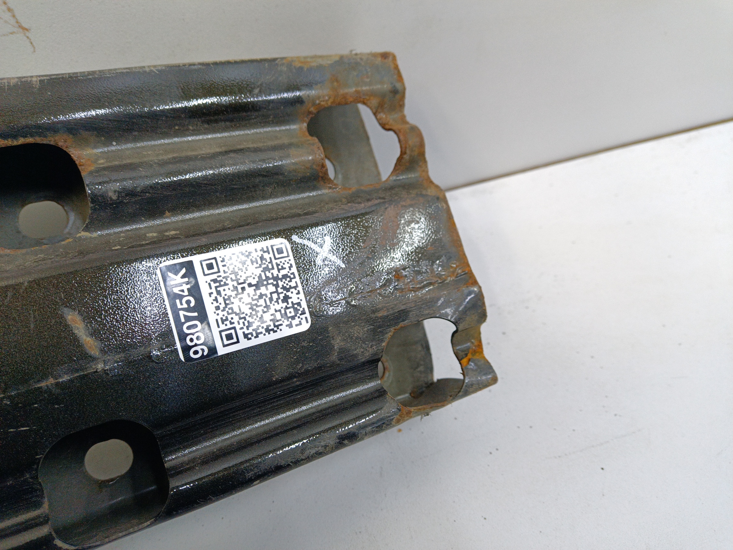 Усилитель заднего бампера Nissan X-Trail T32