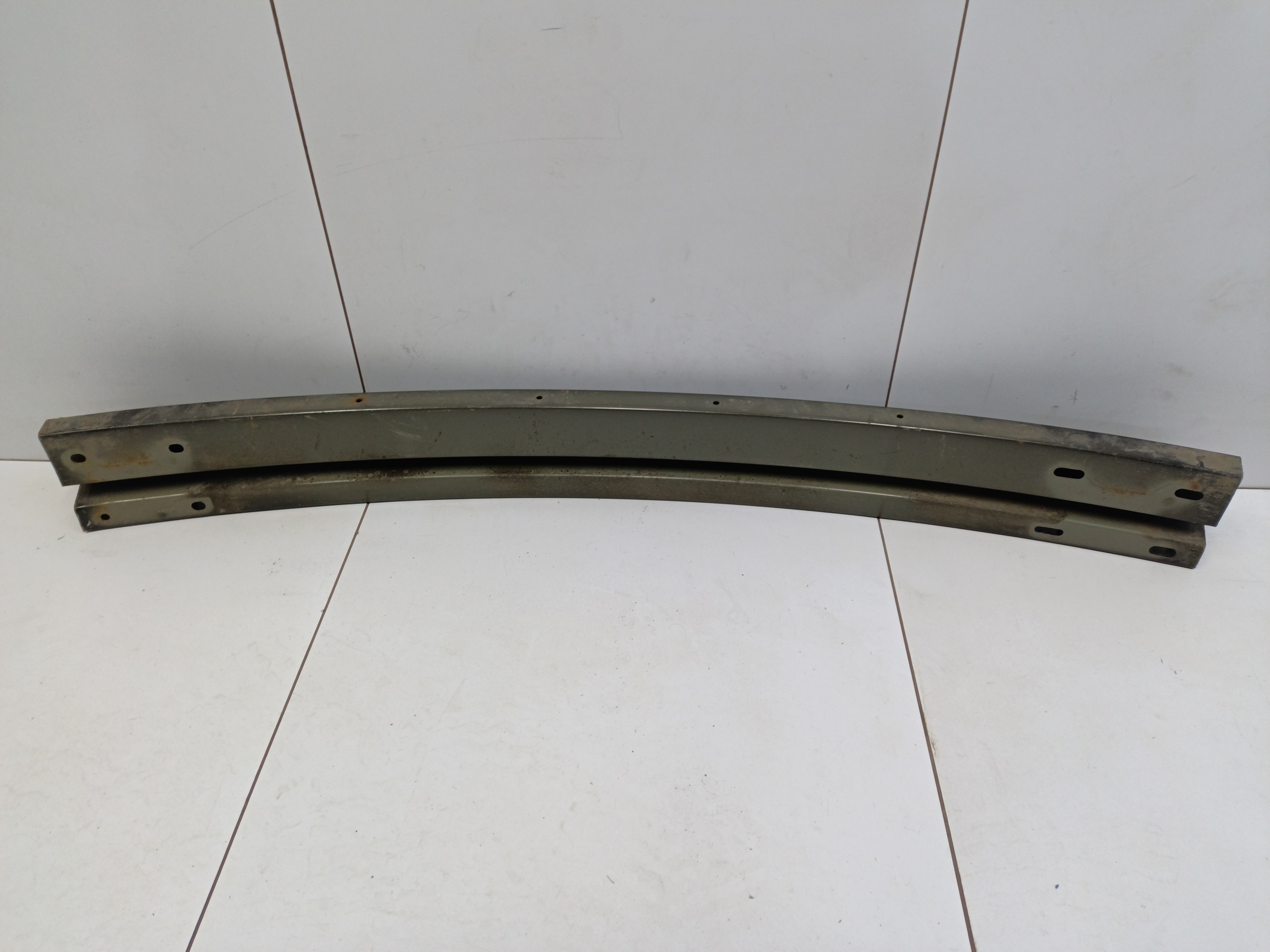 Усилитель заднего бампера Nissan X-Trail T32