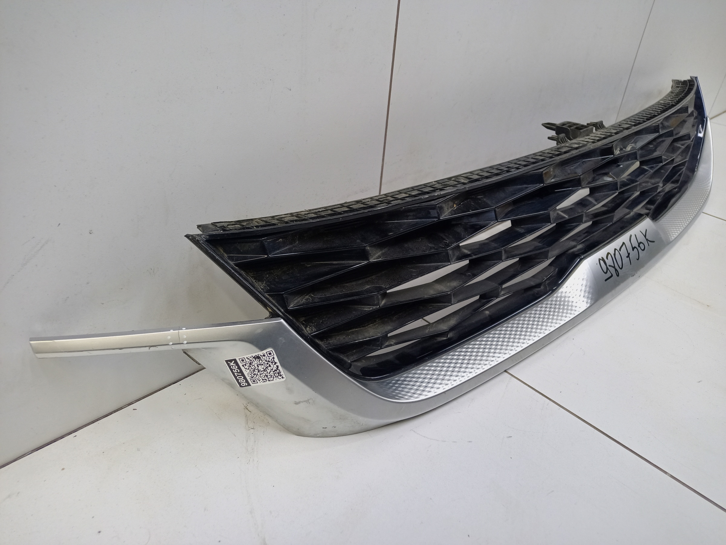 Решетка радиатора Kia Seltos