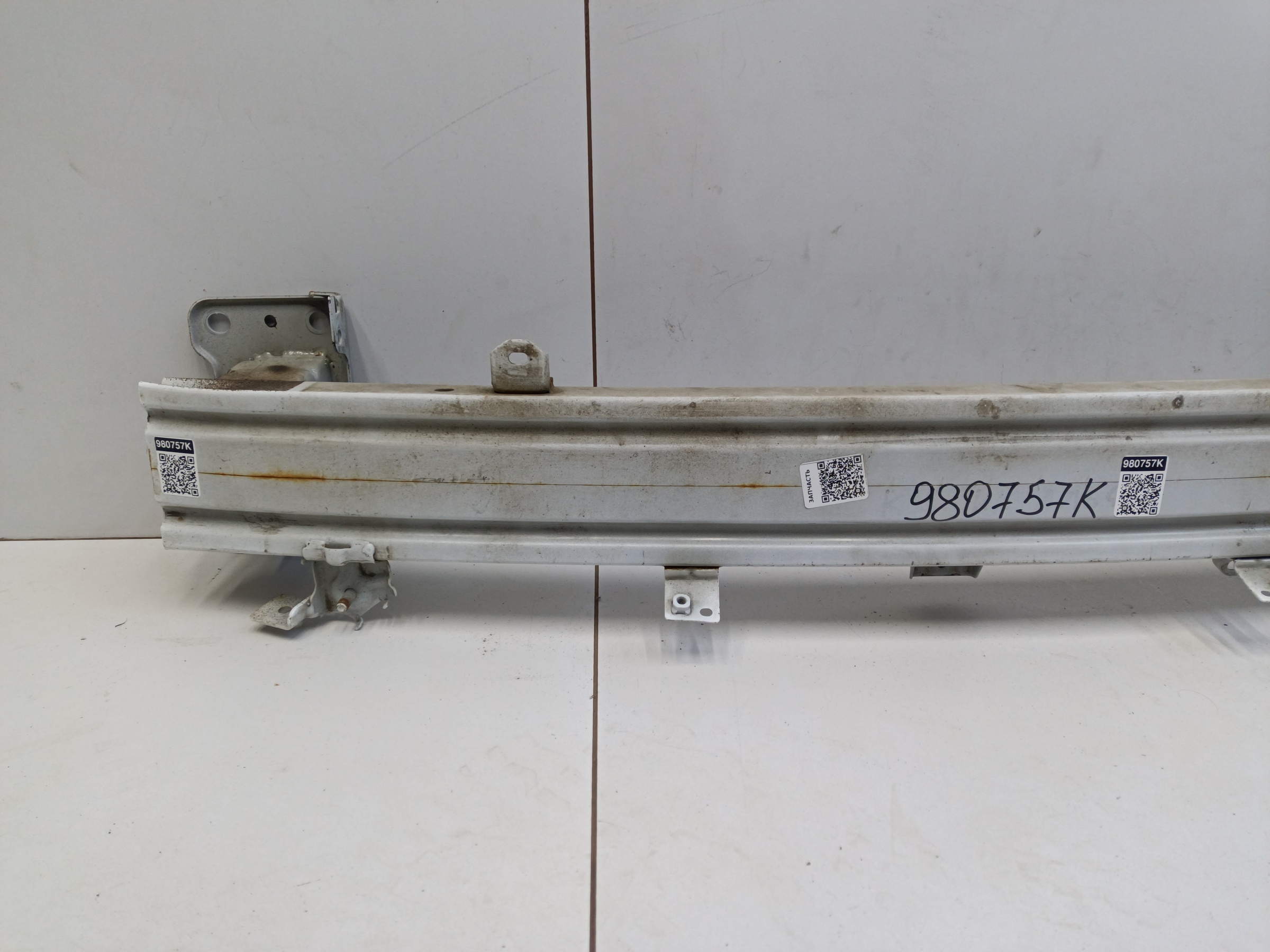 Усилитель переднего бампера Geely Coolray