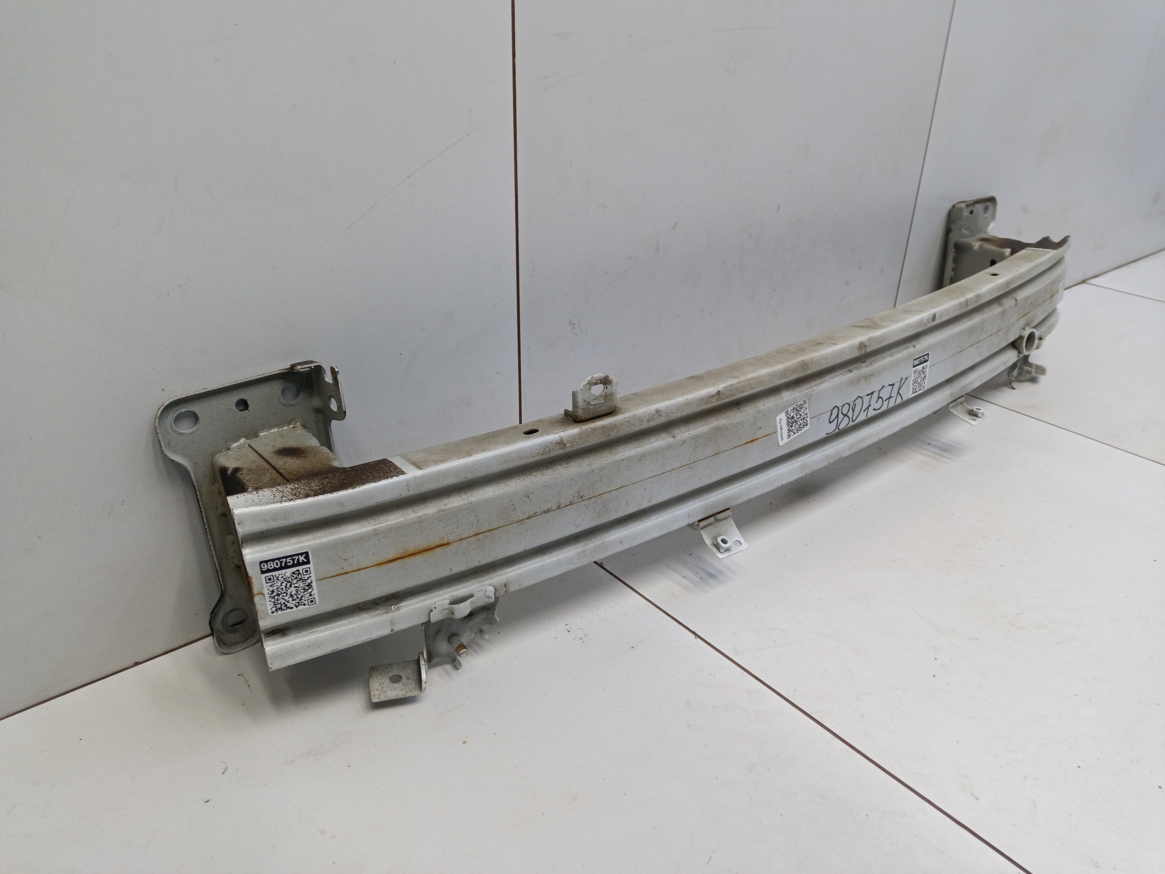 Усилитель переднего бампера Geely Coolray