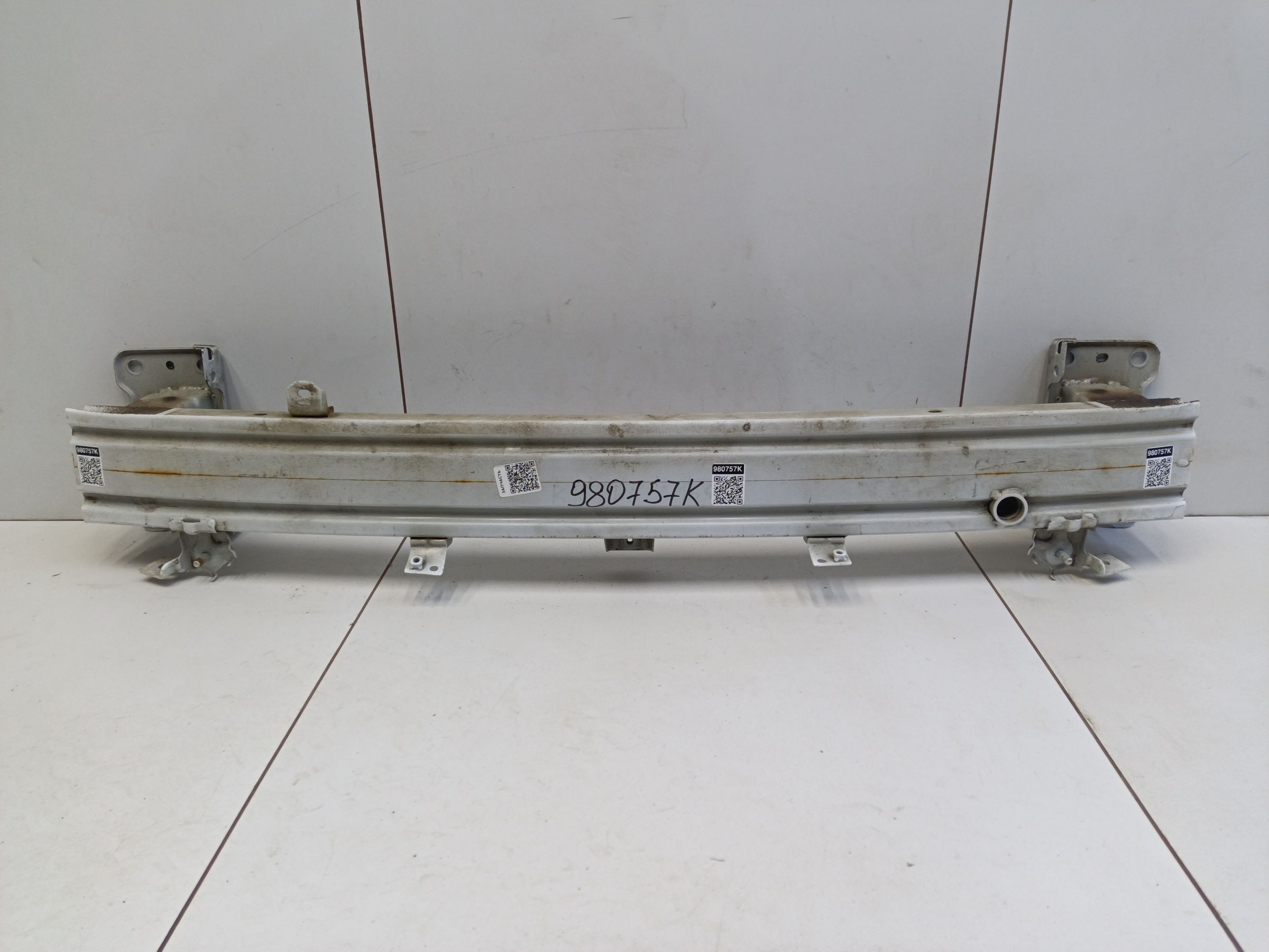 Усилитель переднего бампера Geely Coolray