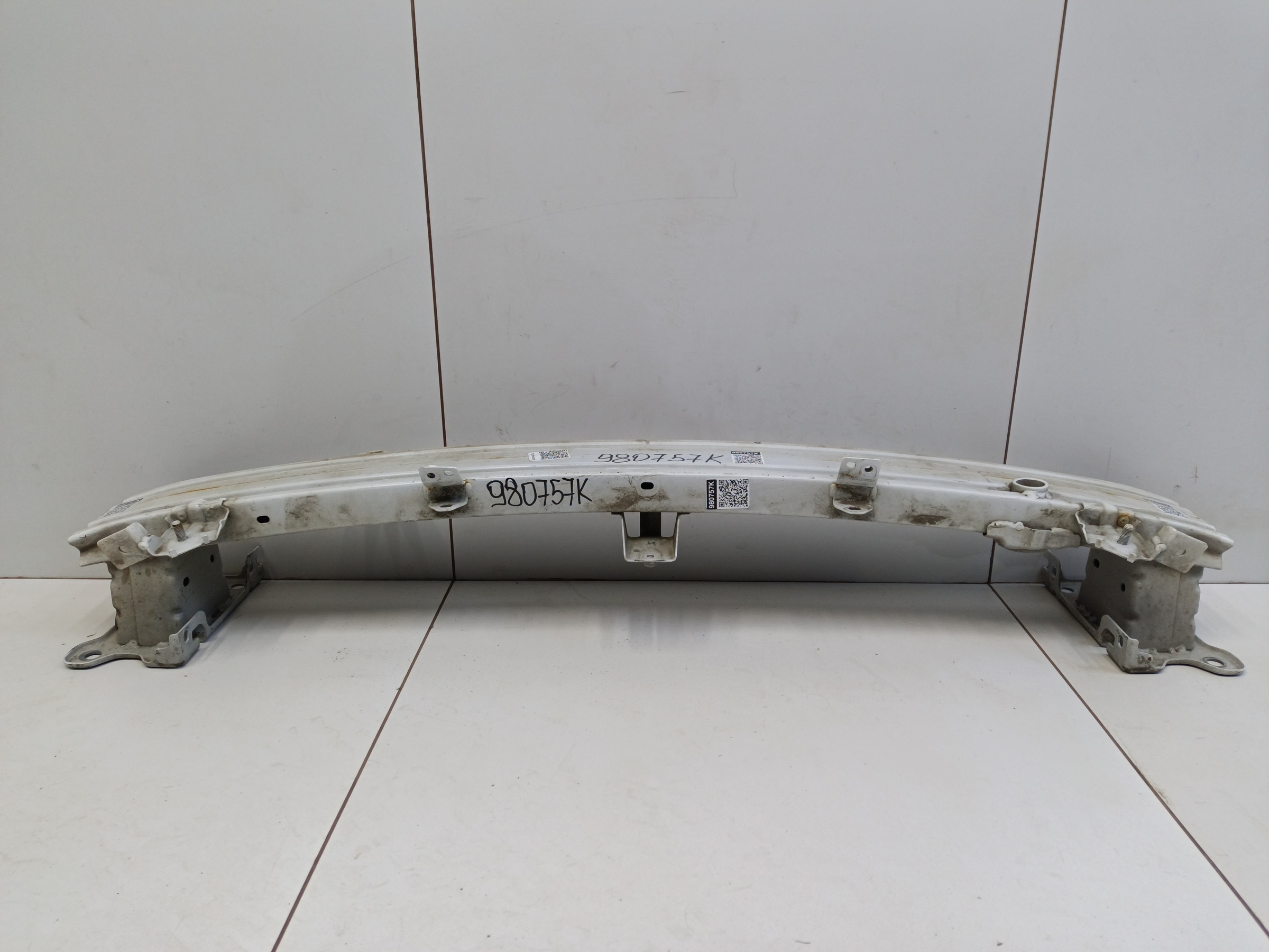 Усилитель переднего бампера Geely Coolray