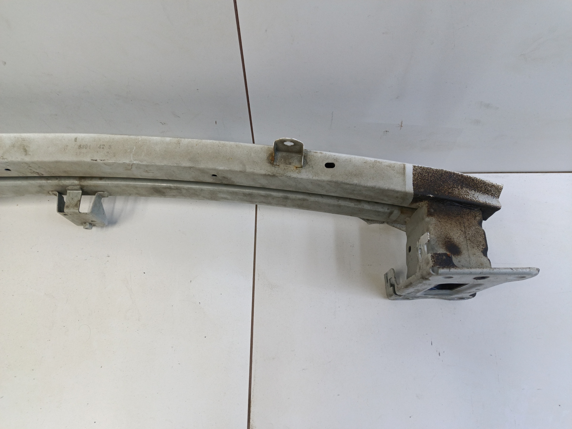 Усилитель переднего бампера Geely Coolray