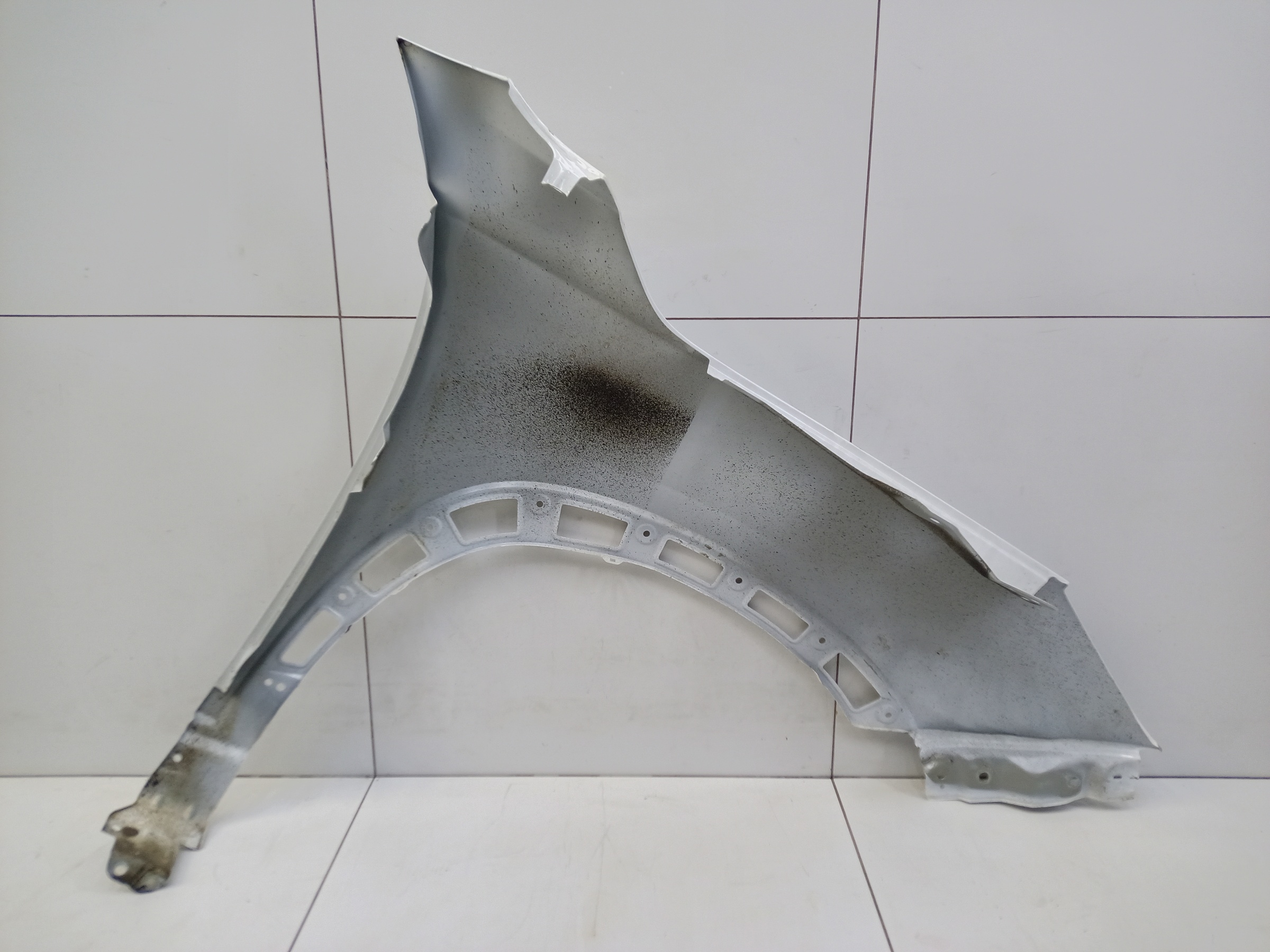 Крыло переднее левое Exeed LX