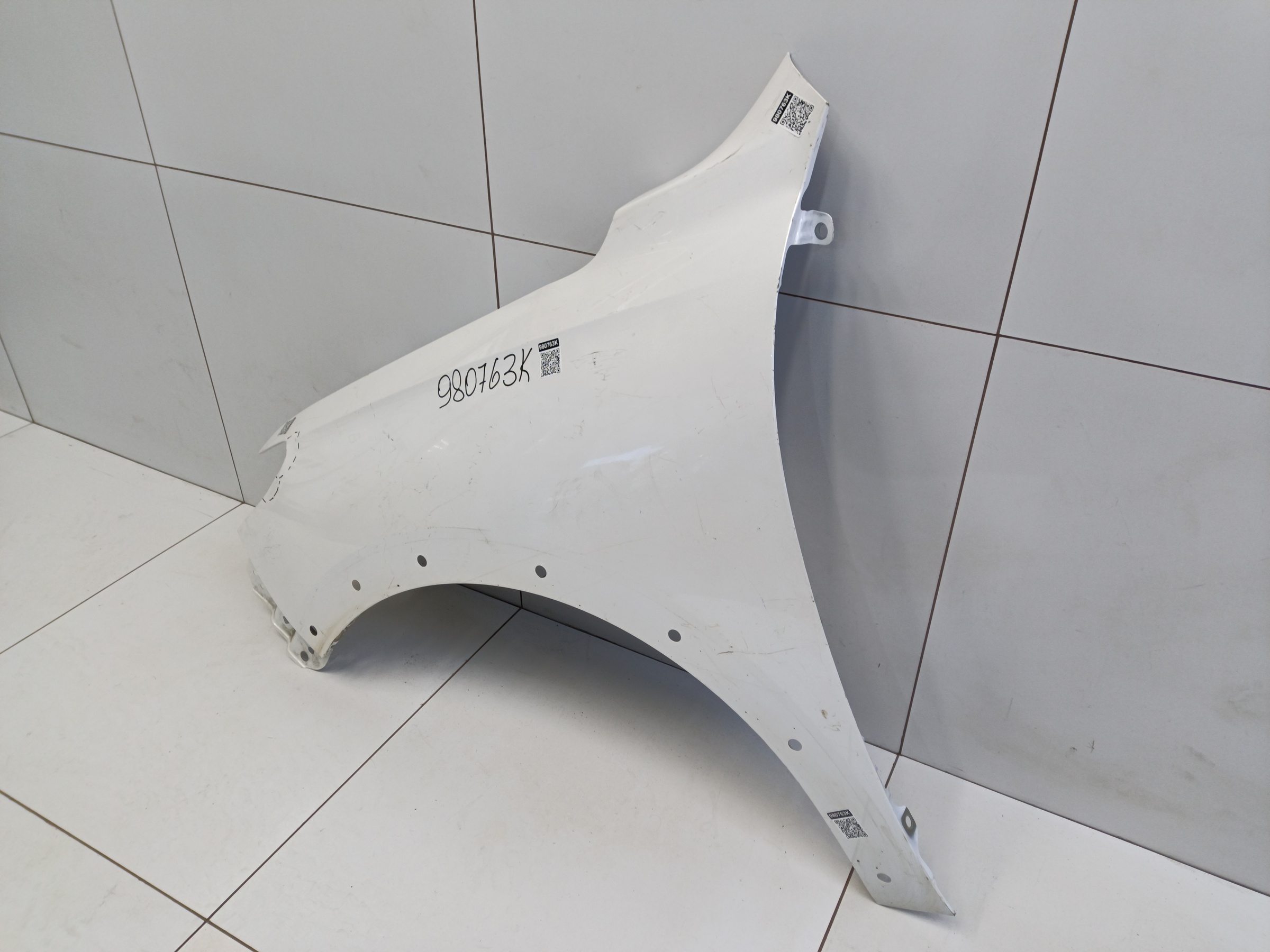 Крыло переднее левое Haval Jolion Restail