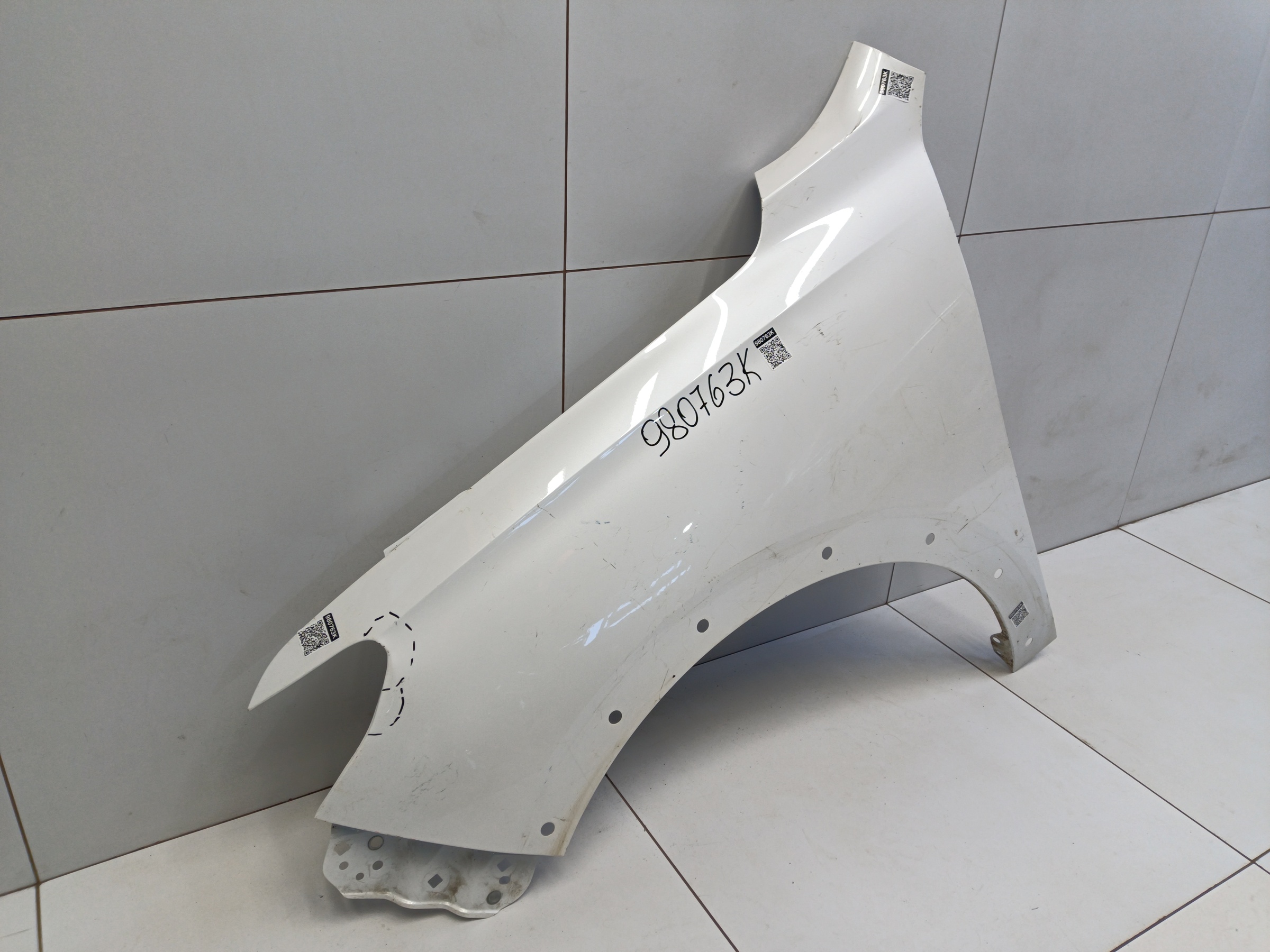 Крыло переднее левое Haval Jolion Restail