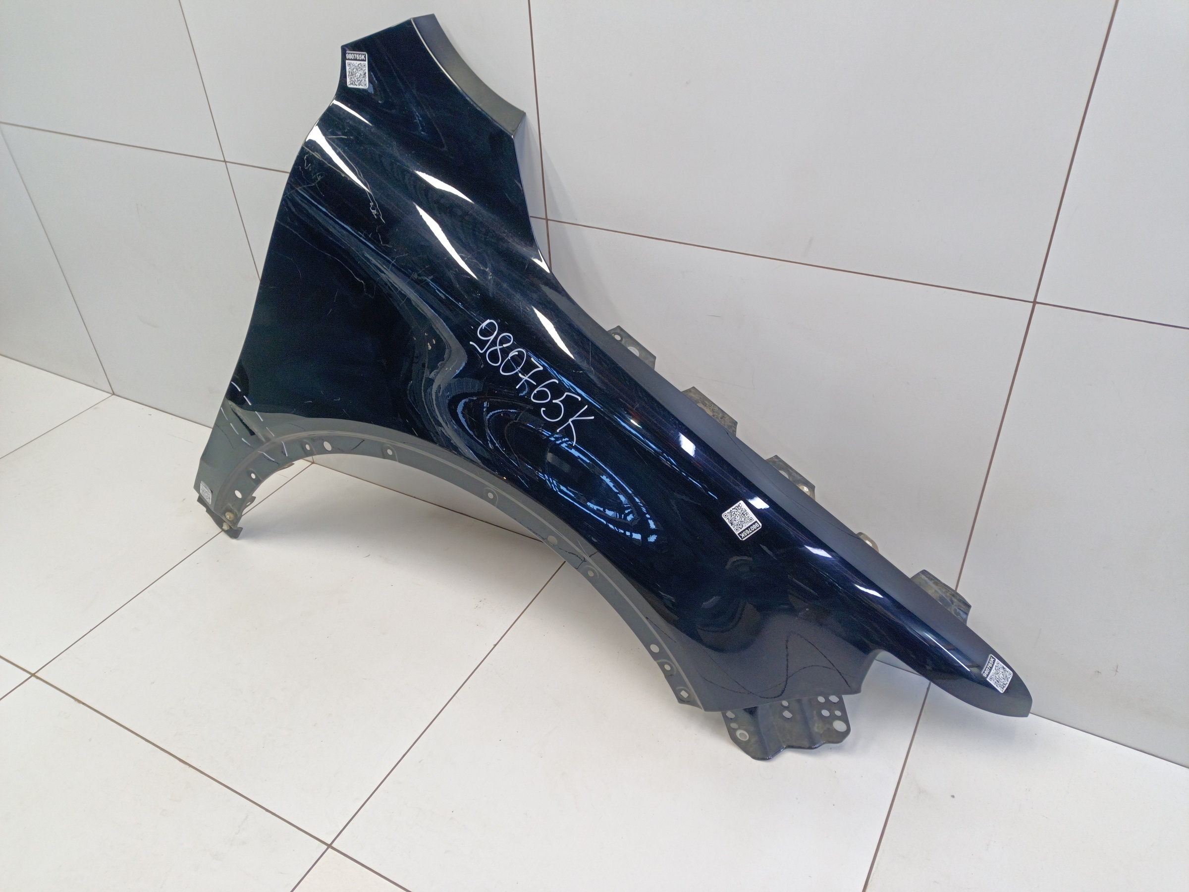 Крыло переднее правое Tank 500