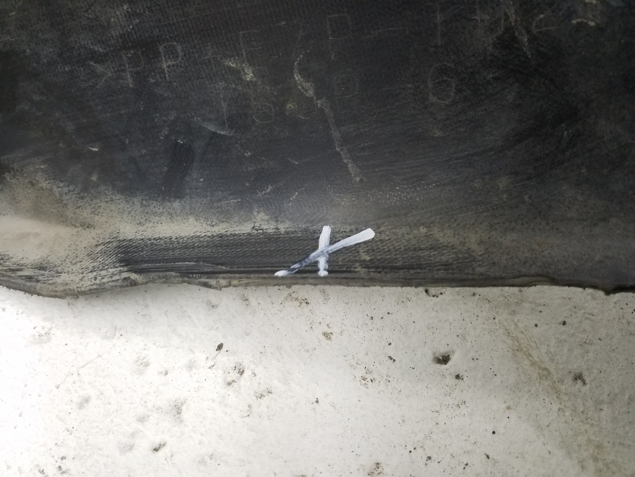 Юбка переднего бампера Toyota RAV4  CA40 Restail