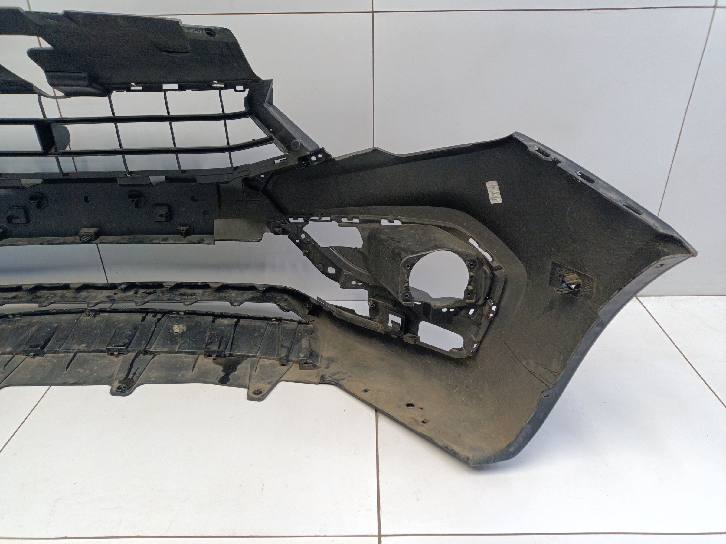 Бампер передний Lada Vesta 1 Restail