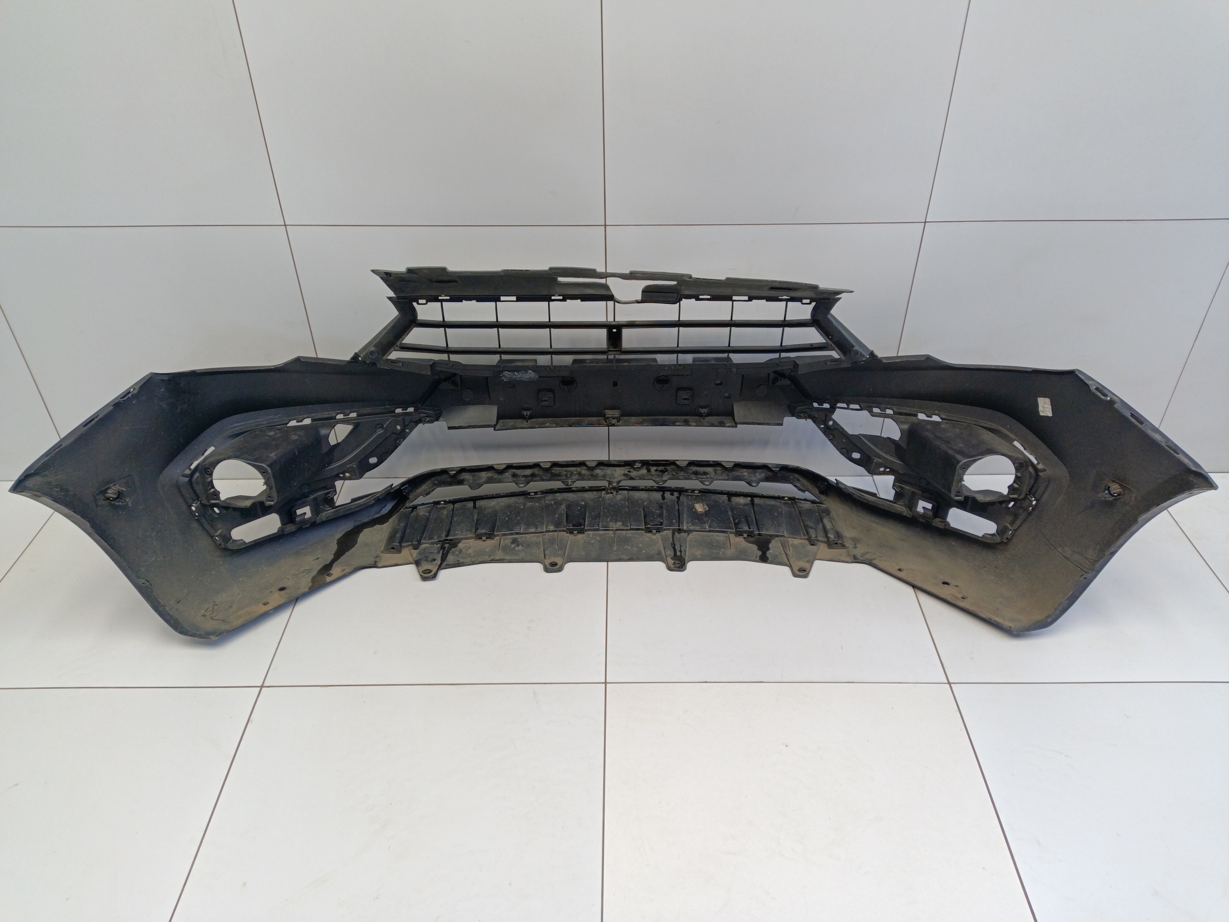 Бампер передний Lada Vesta 1 Restail