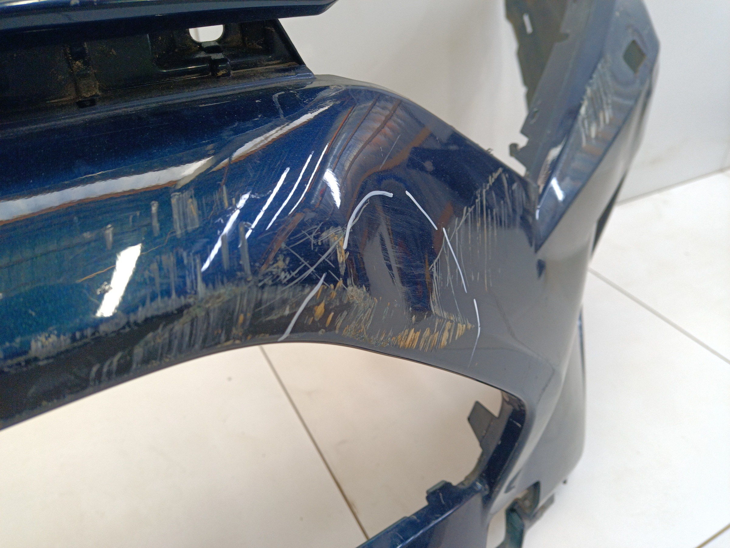 Бампер передний Toyota RAV4 XA50