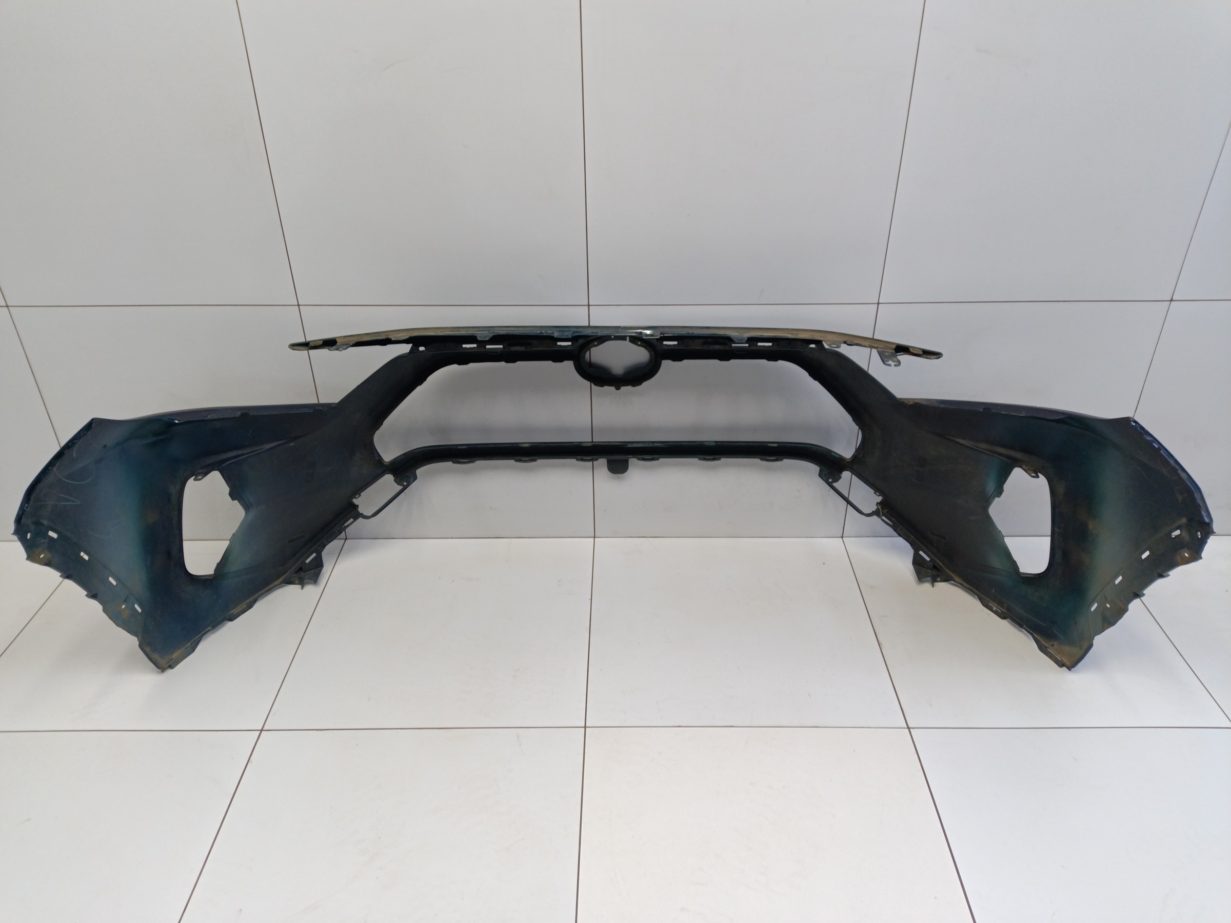 Бампер передний Toyota RAV4 XA50