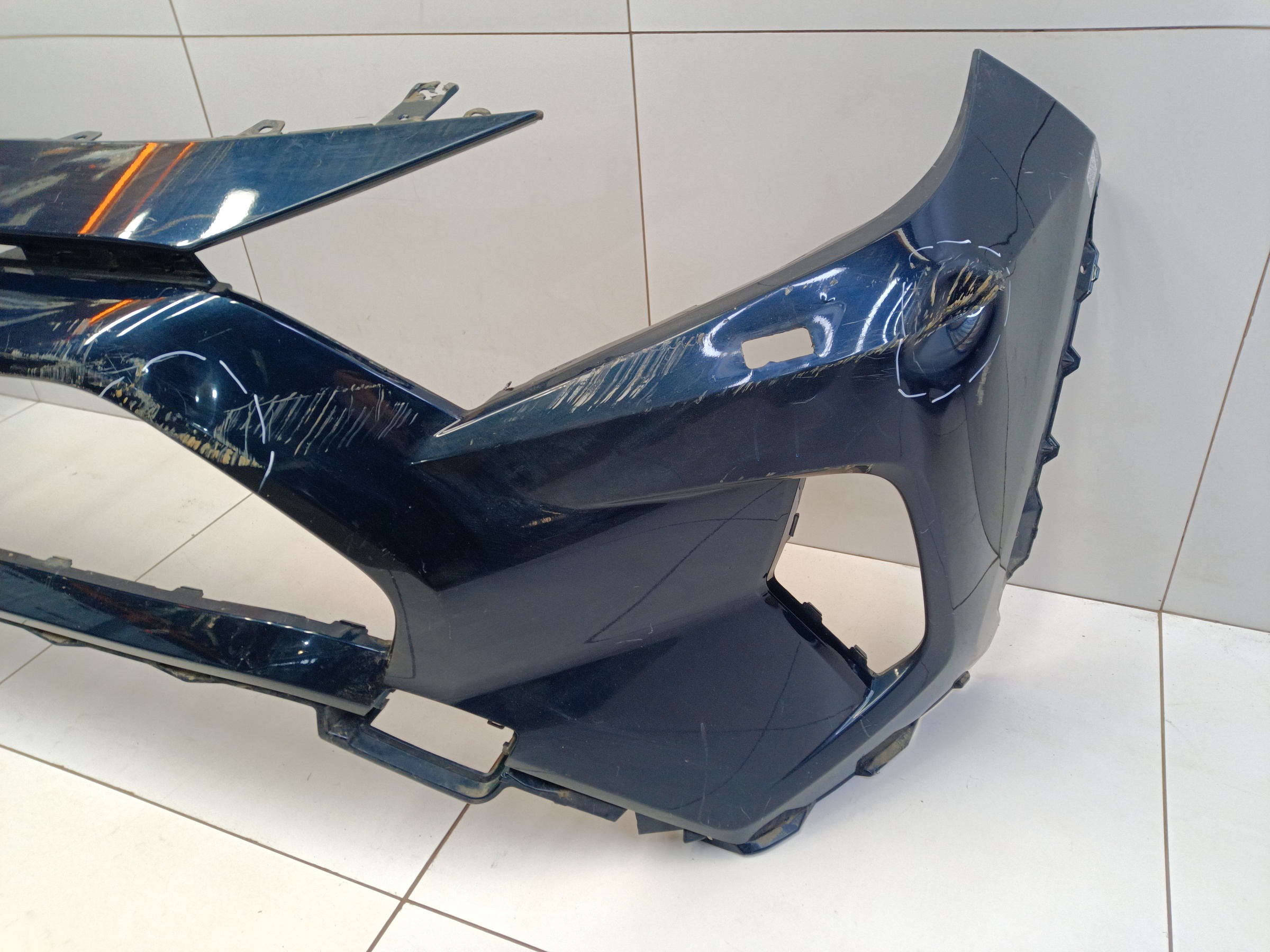 Бампер передний Toyota RAV4 XA50