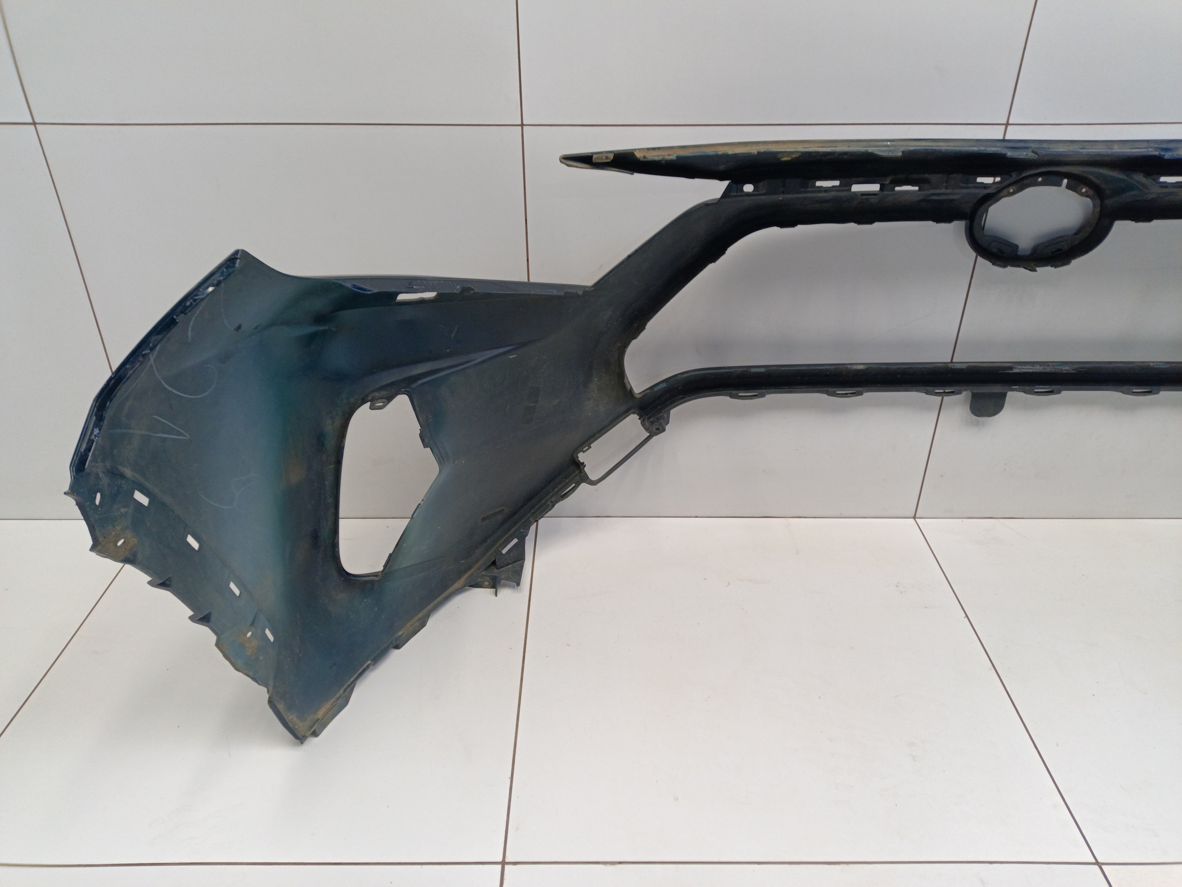 Бампер передний Toyota RAV4 XA50