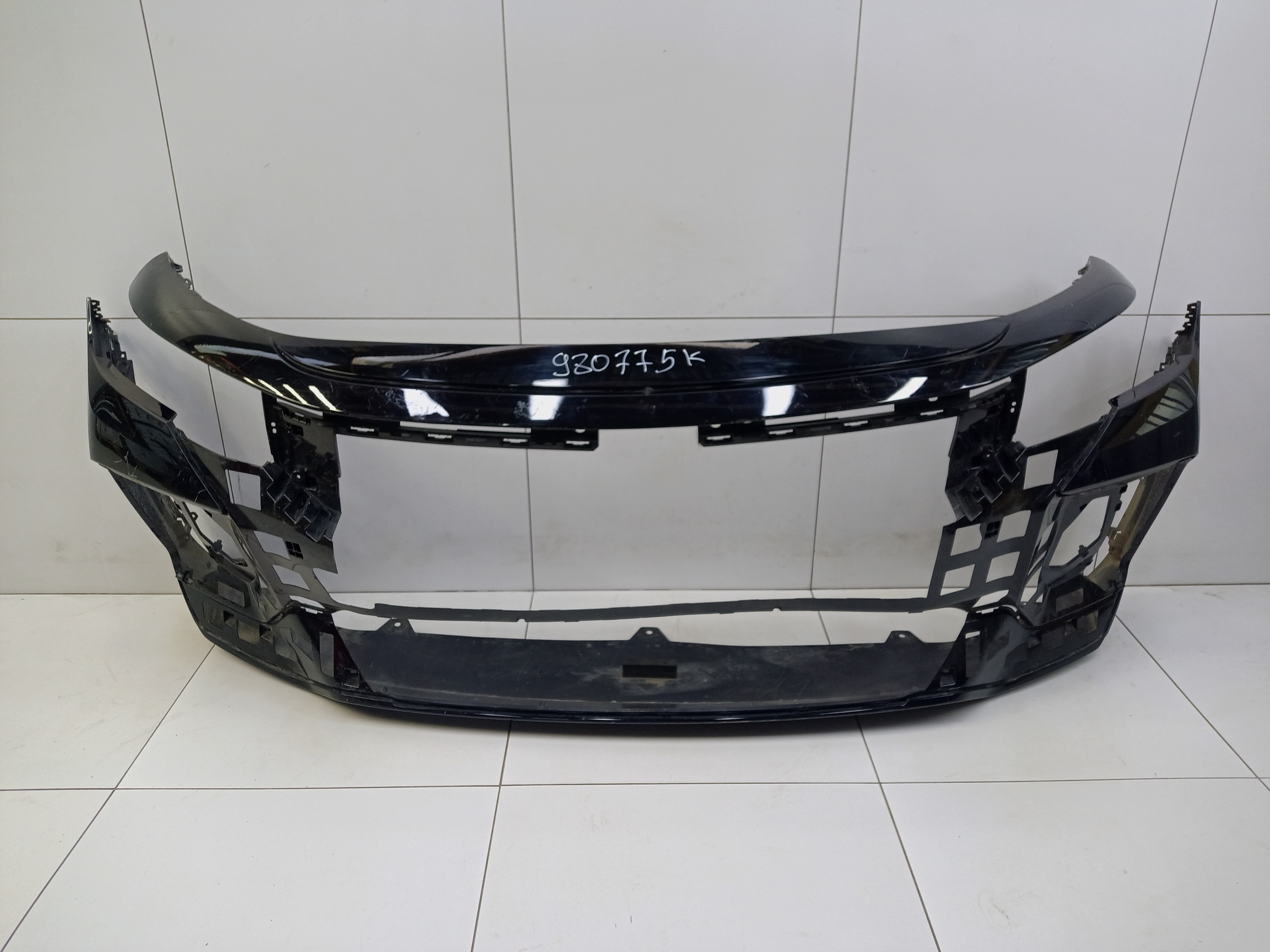 Бампер передний Voyah Free Restail