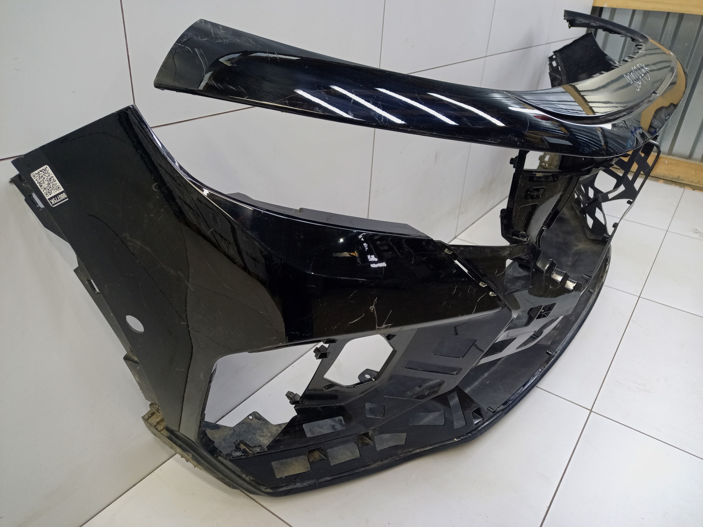 Бампер передний Voyah Free Restail