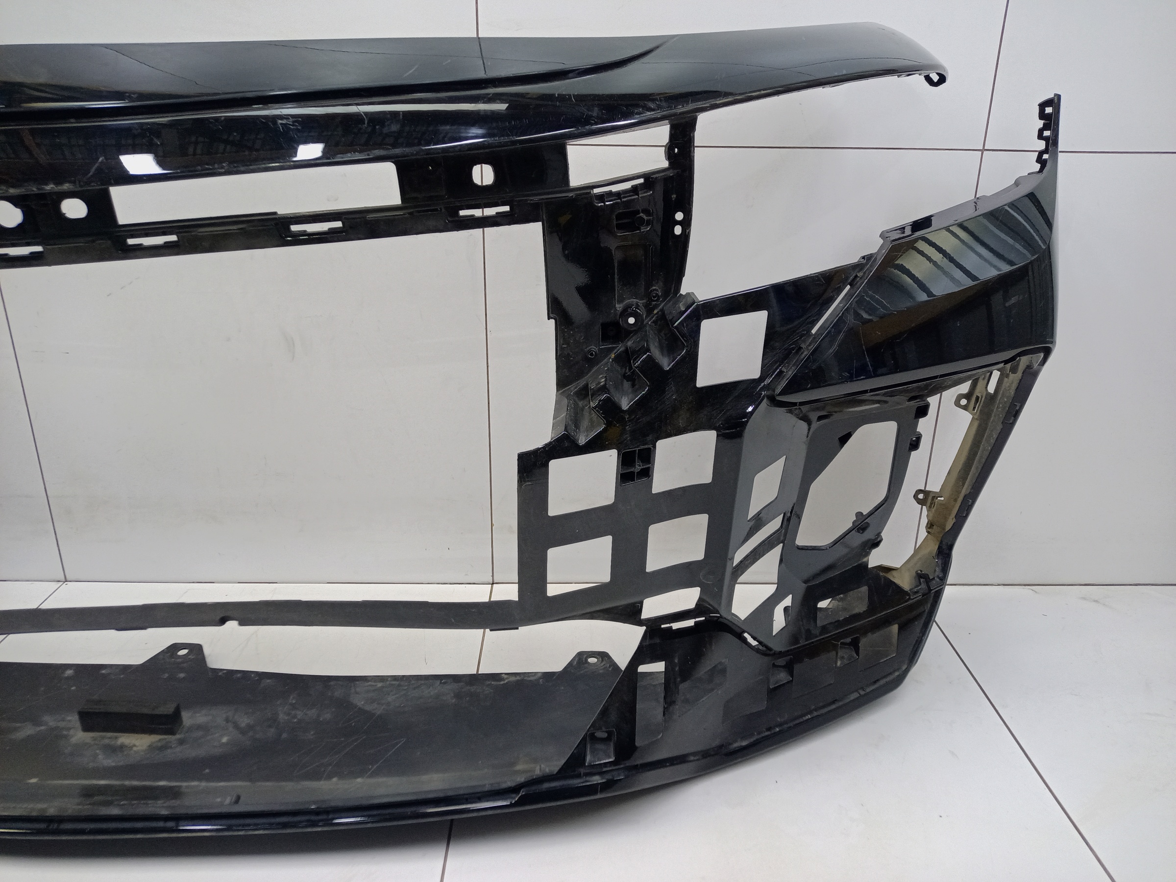 Бампер передний Voyah Free Restail