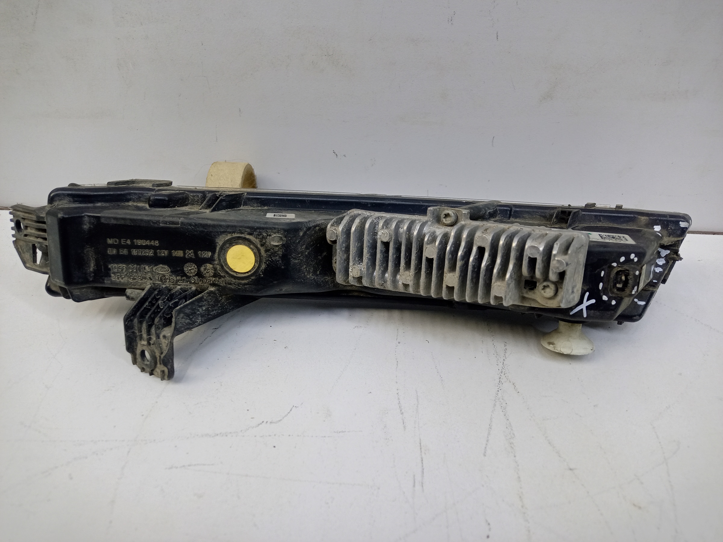 Фара ПТФ передняя левая Jaguar F-Pace