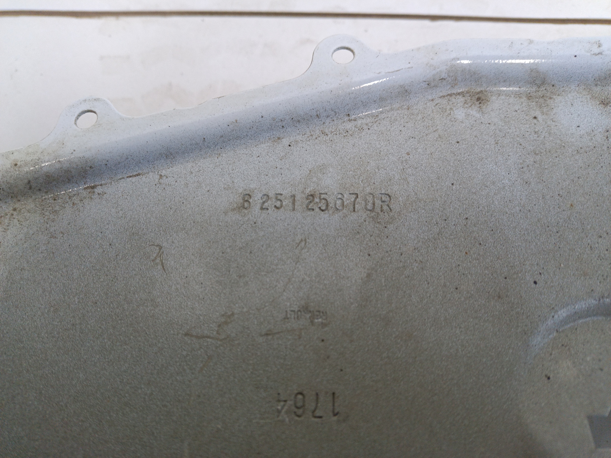 Панель передняя Renault Logan 2