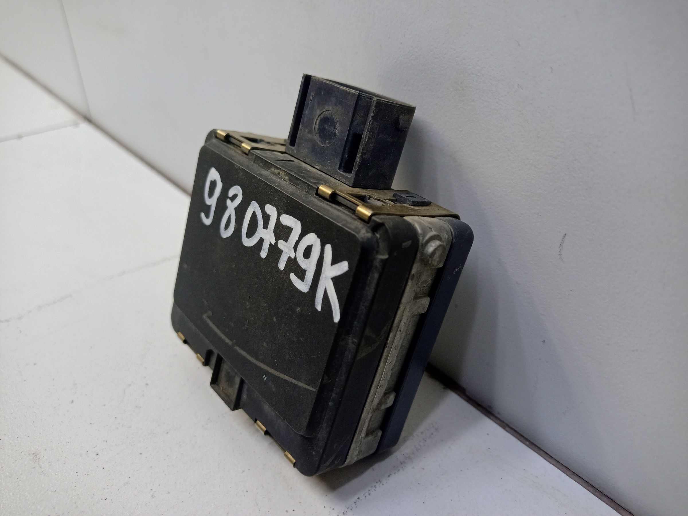 Датчик дистанции " дистроник " Geely Tugella