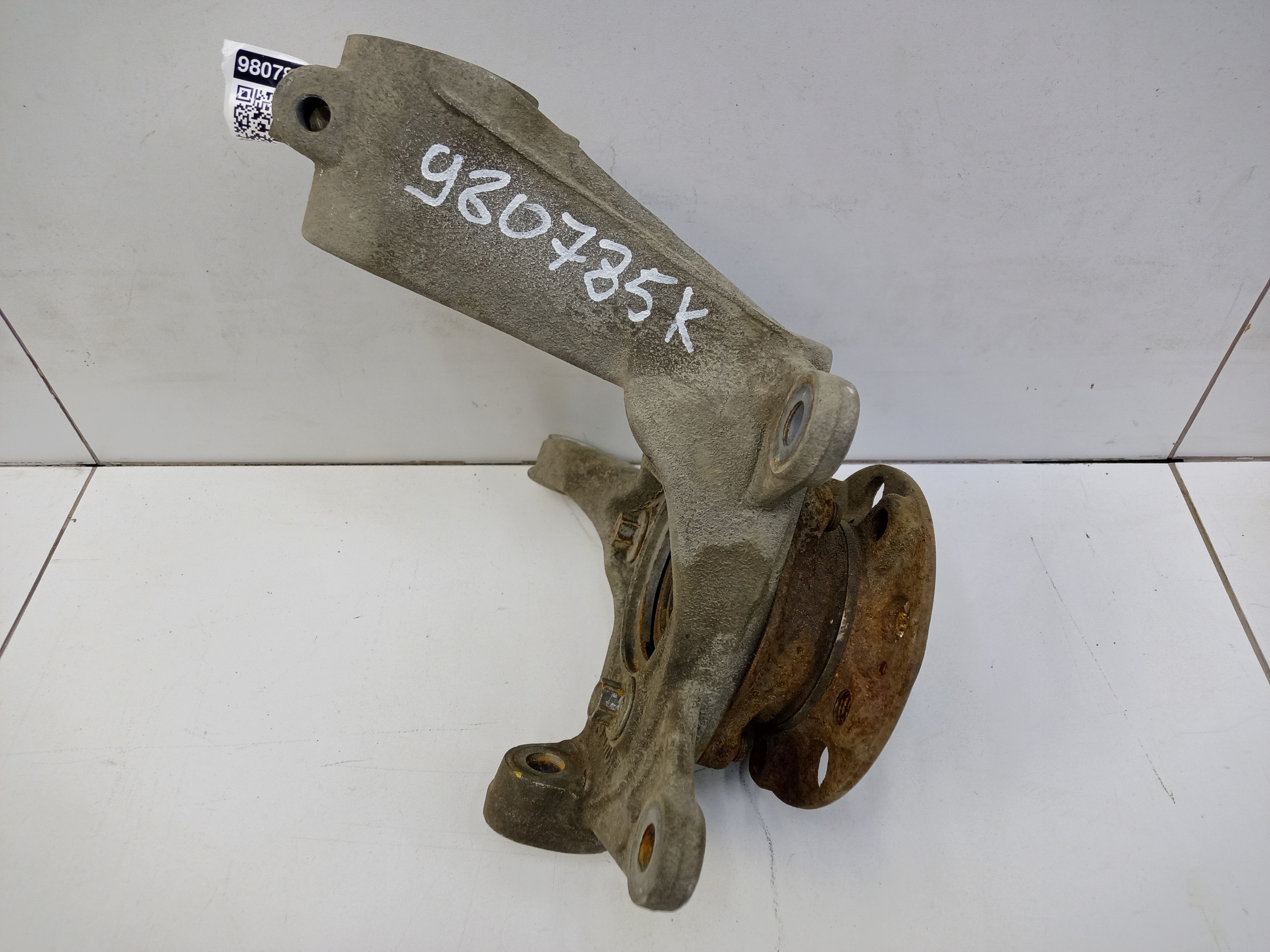 Кулак поворотный передний левый Haval Dargo