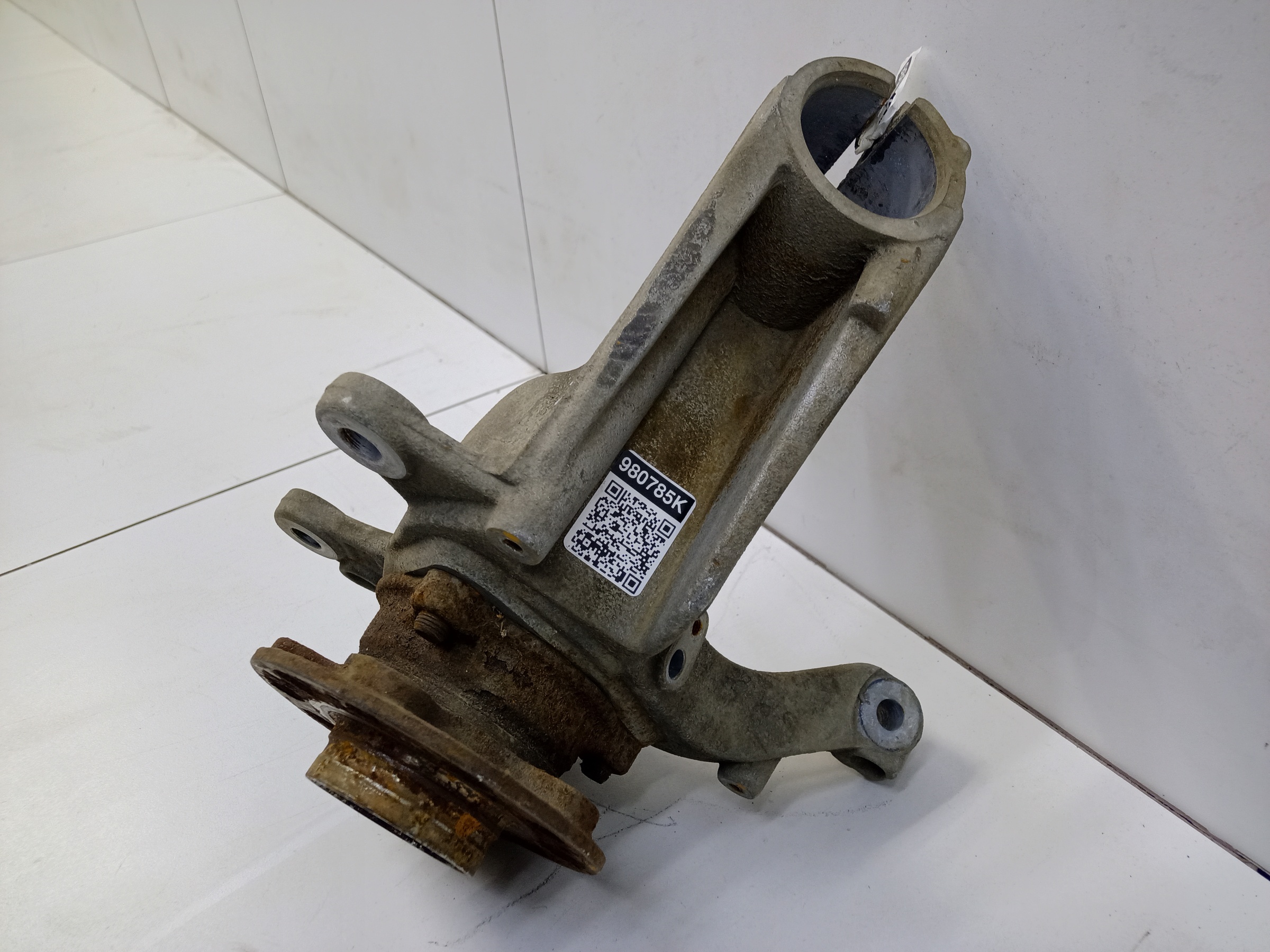 Кулак поворотный передний левый Haval Dargo