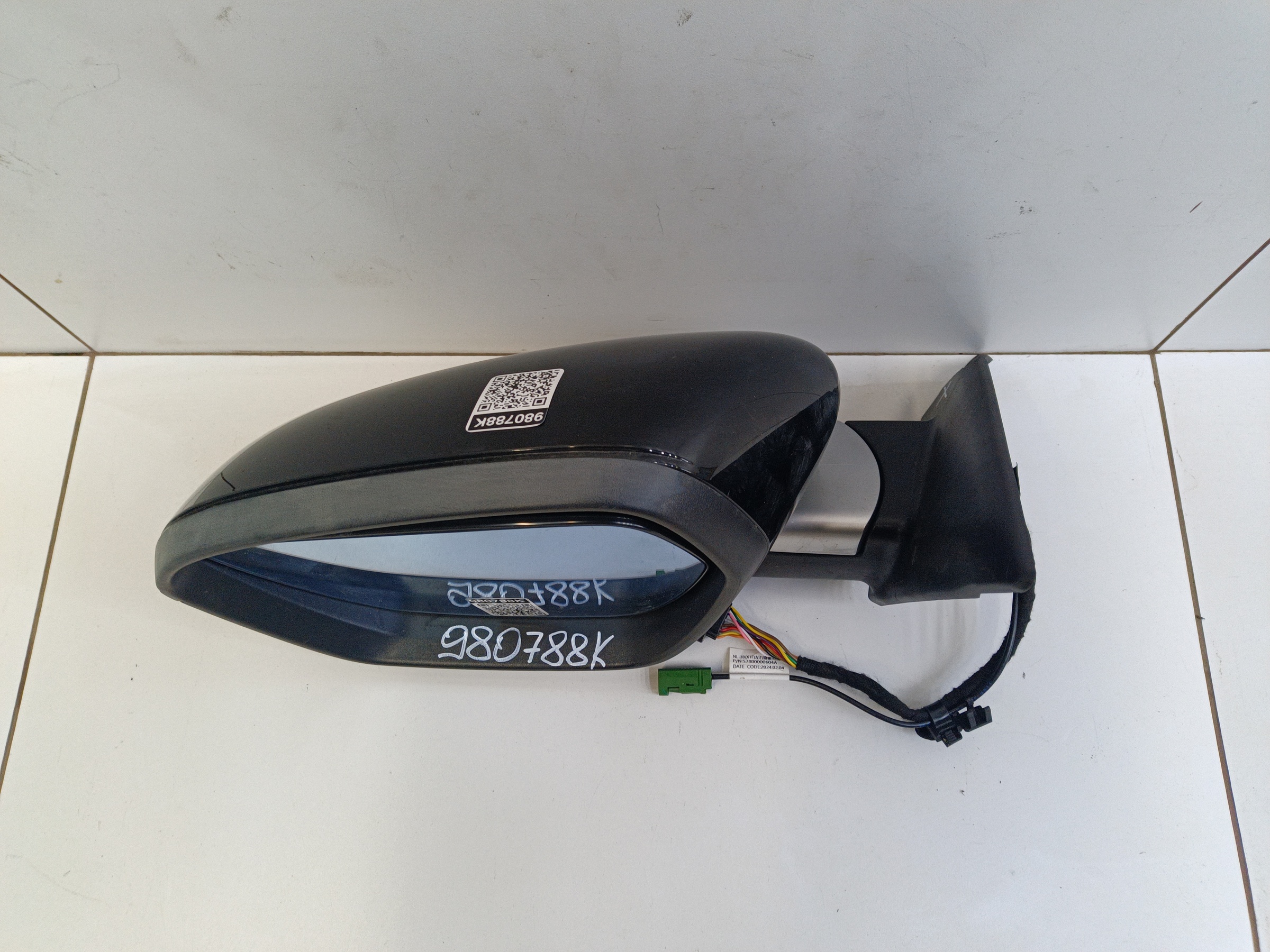 Зеркало левое Geely Atlas Pro 10+1 контактов