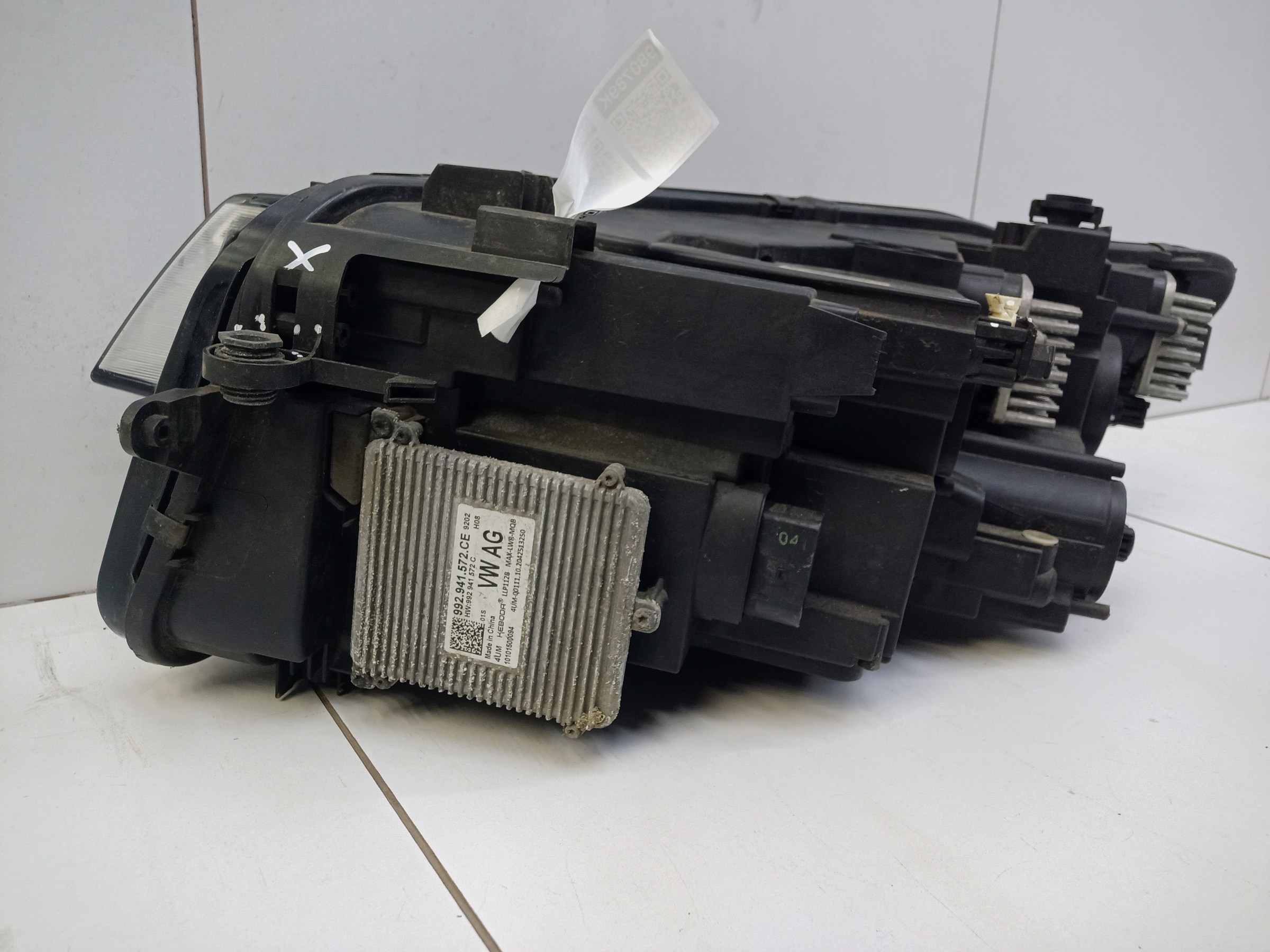 Фара передняя правая Volkswagen Tiguan 2 Restail LED