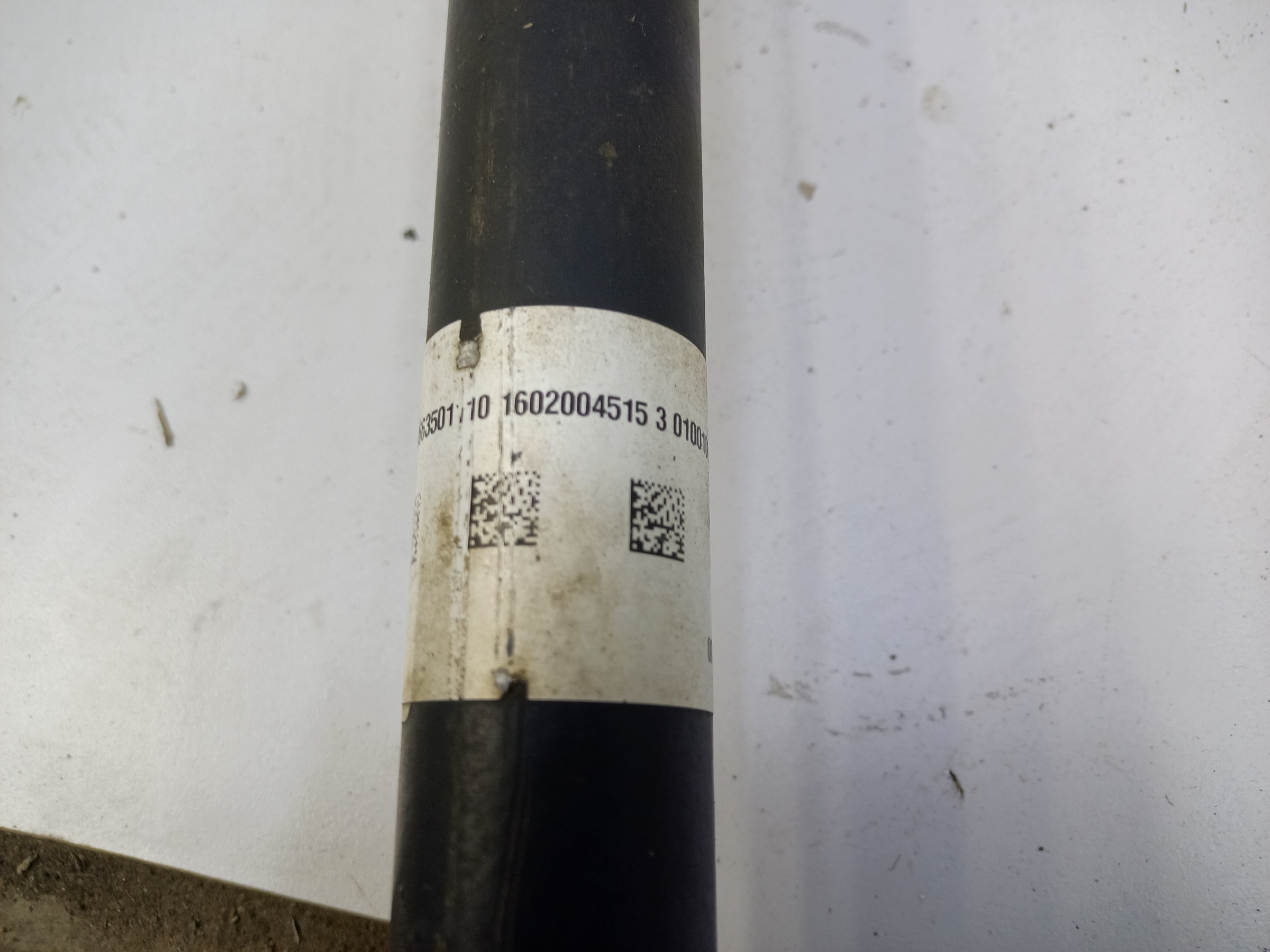 Вал приводной задний левый Mercedes Benz GL-Klasse X166