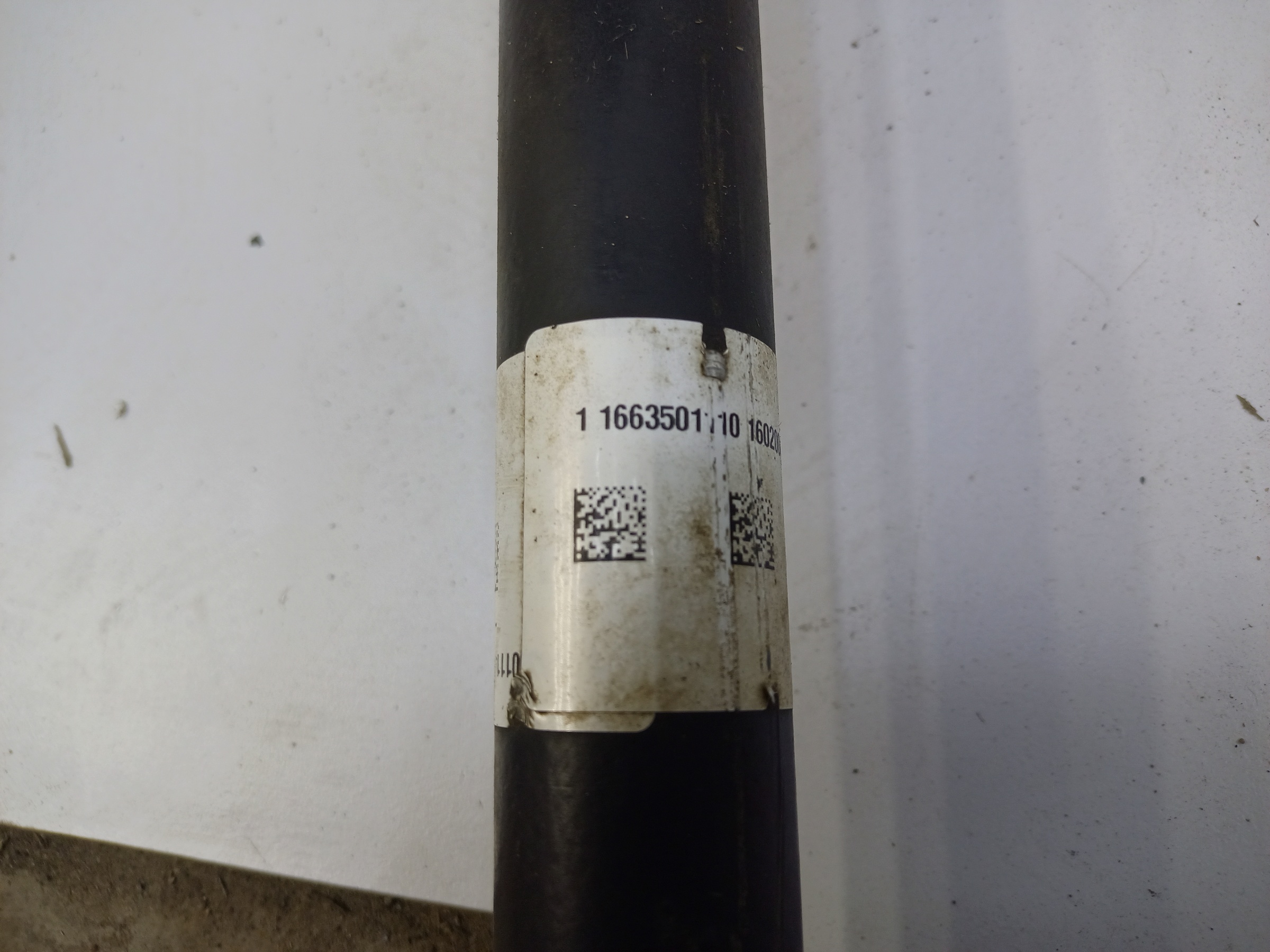 Вал приводной задний левый Mercedes Benz GL-Klasse X166