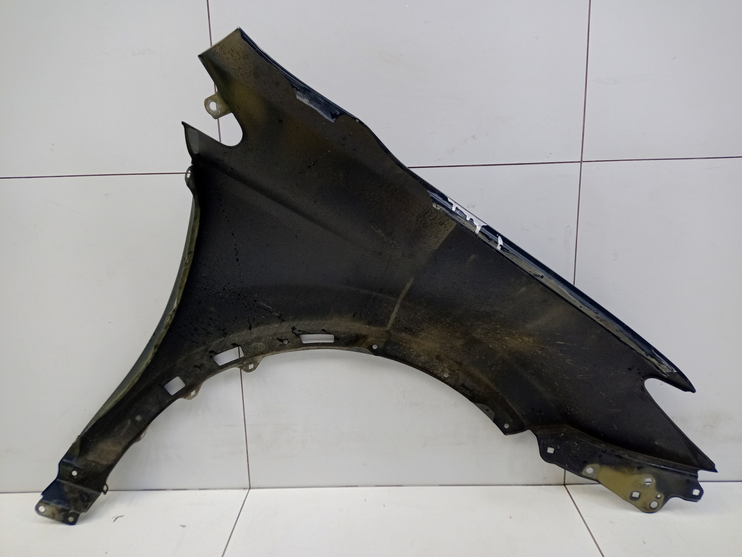 Крыло переднее левое Toyota RAV4 CA40