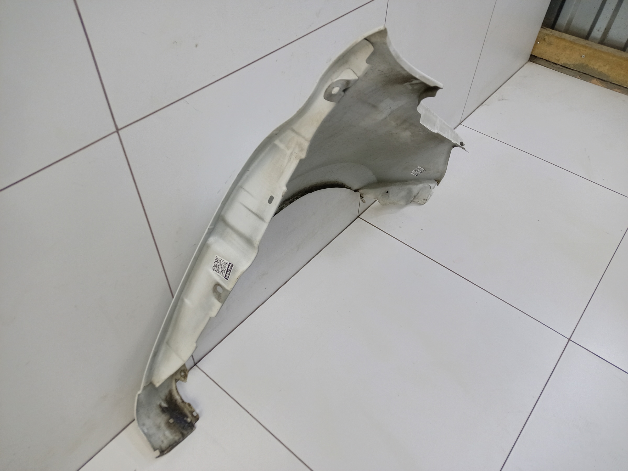 Крыло переднее левое Lada Granta 1 Restail без повторителя