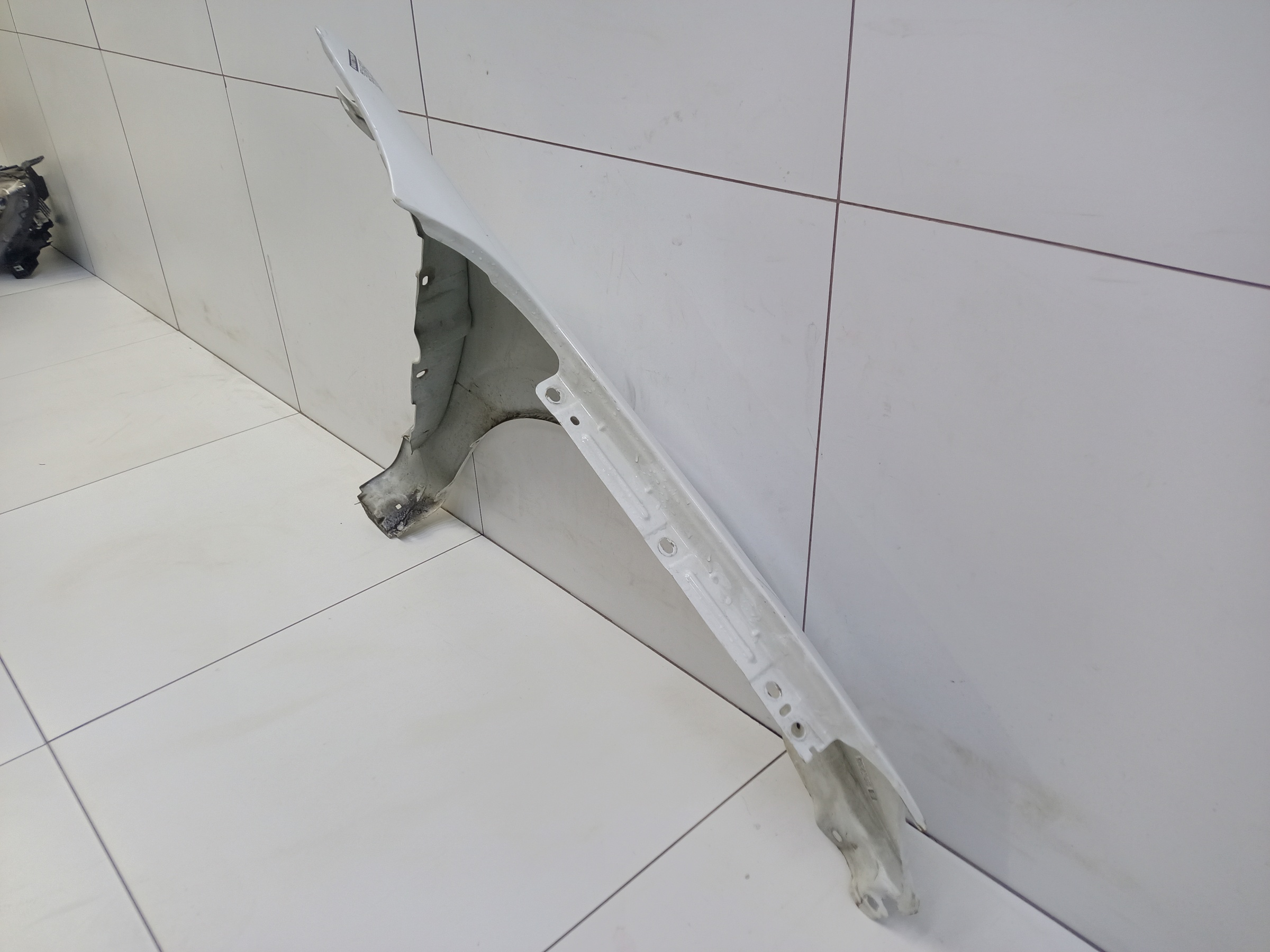 Крыло переднее левое Lada Granta 1 Restail без повторителя