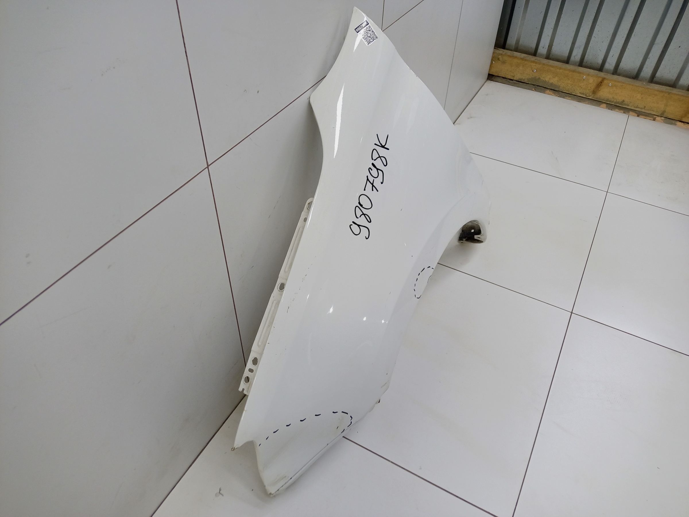 Крыло переднее левое Lada Granta 1 Restail без повторителя