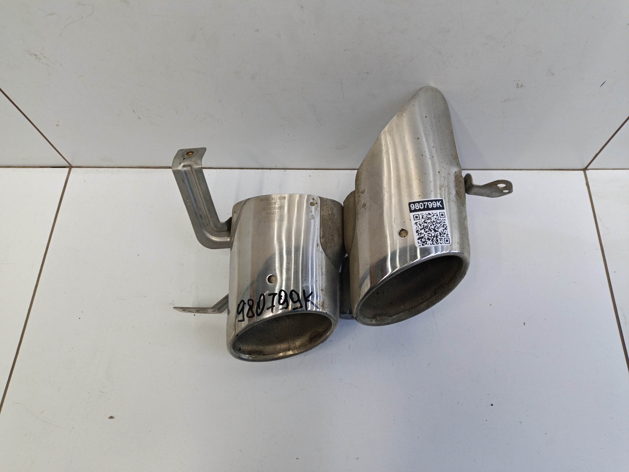 Накладка глушителя левая Geely Preface