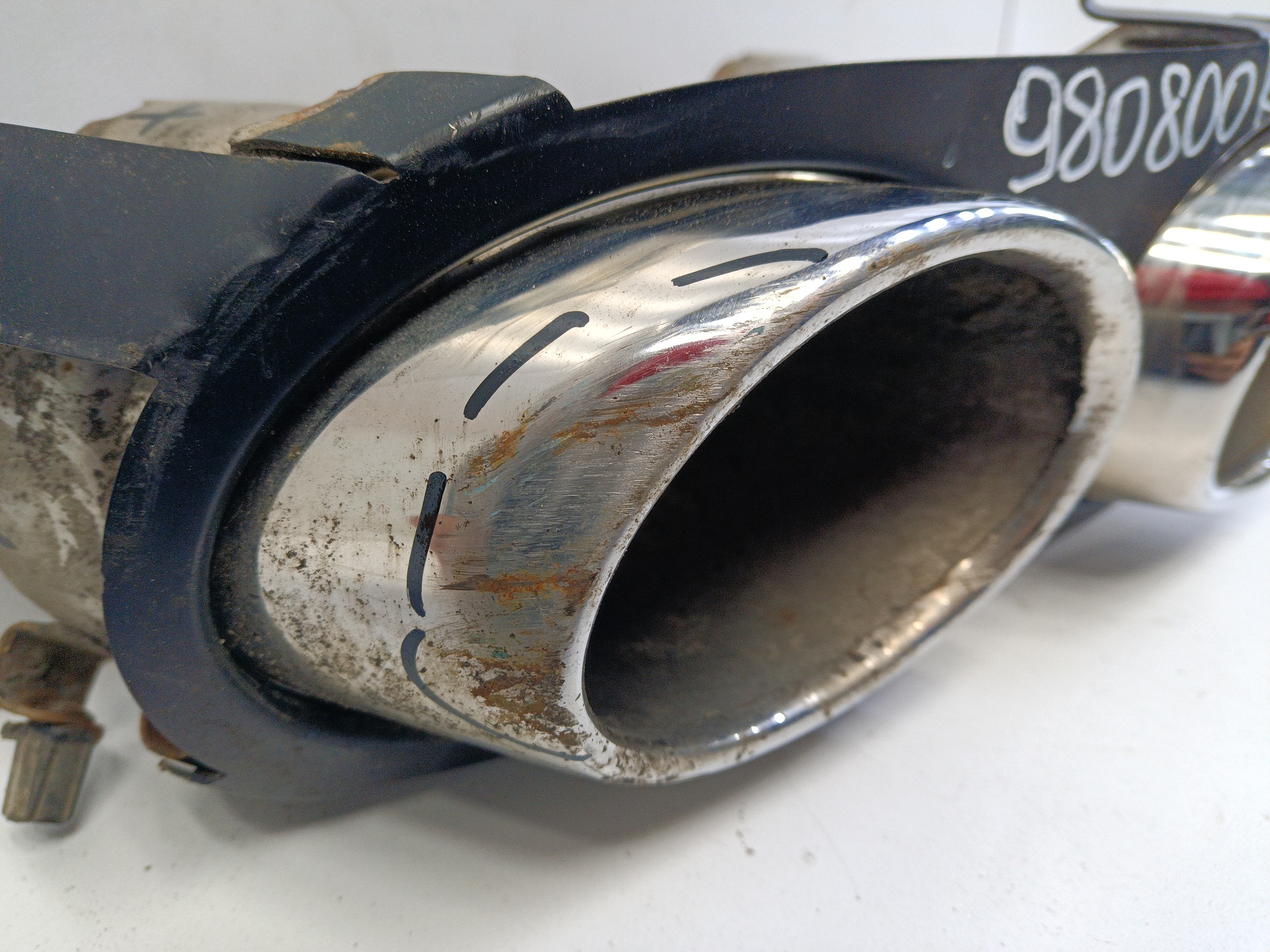 Насадка глушителя левая Geely Tugella Restail