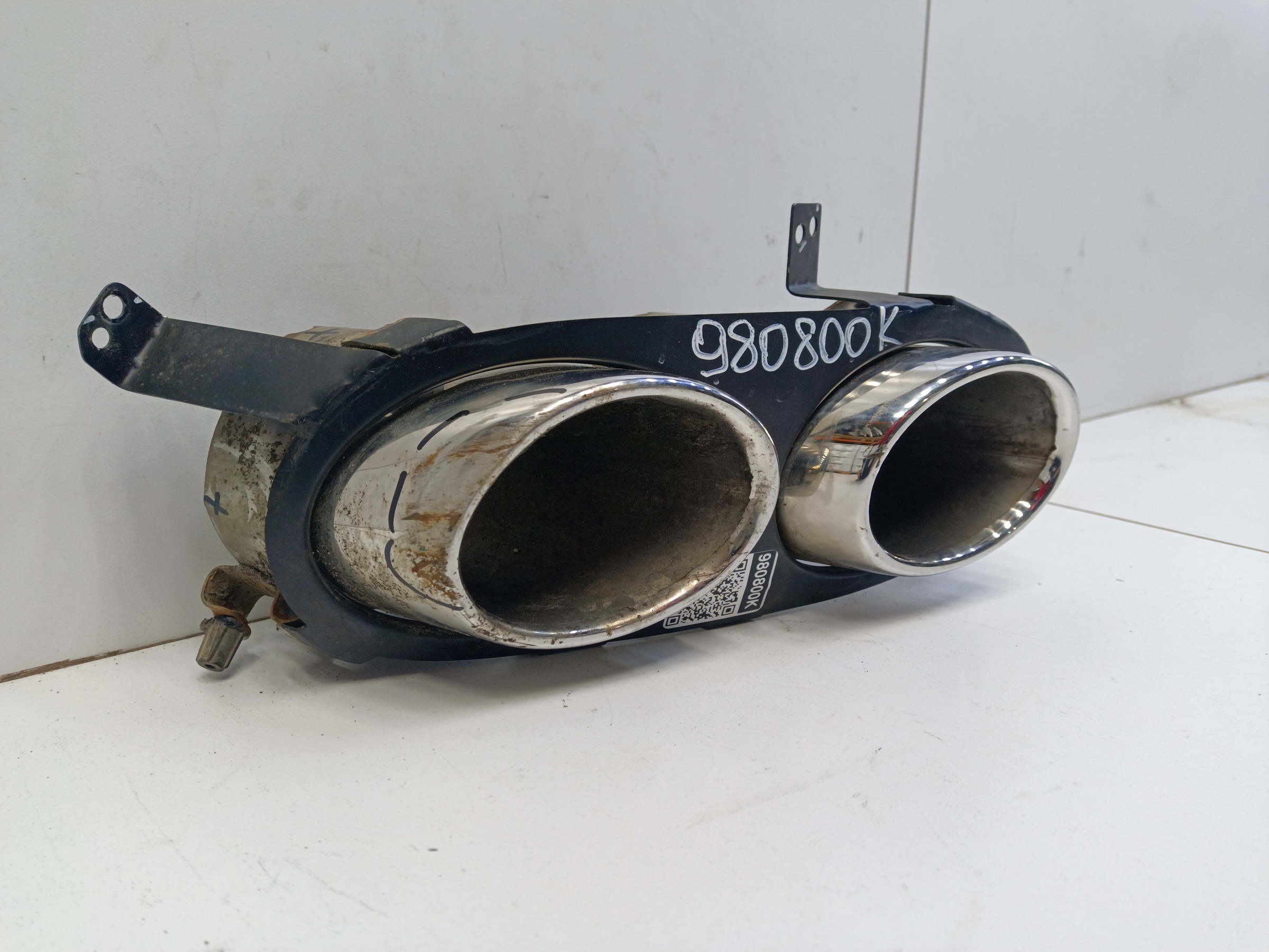 Насадка глушителя левая Geely Tugella Restail