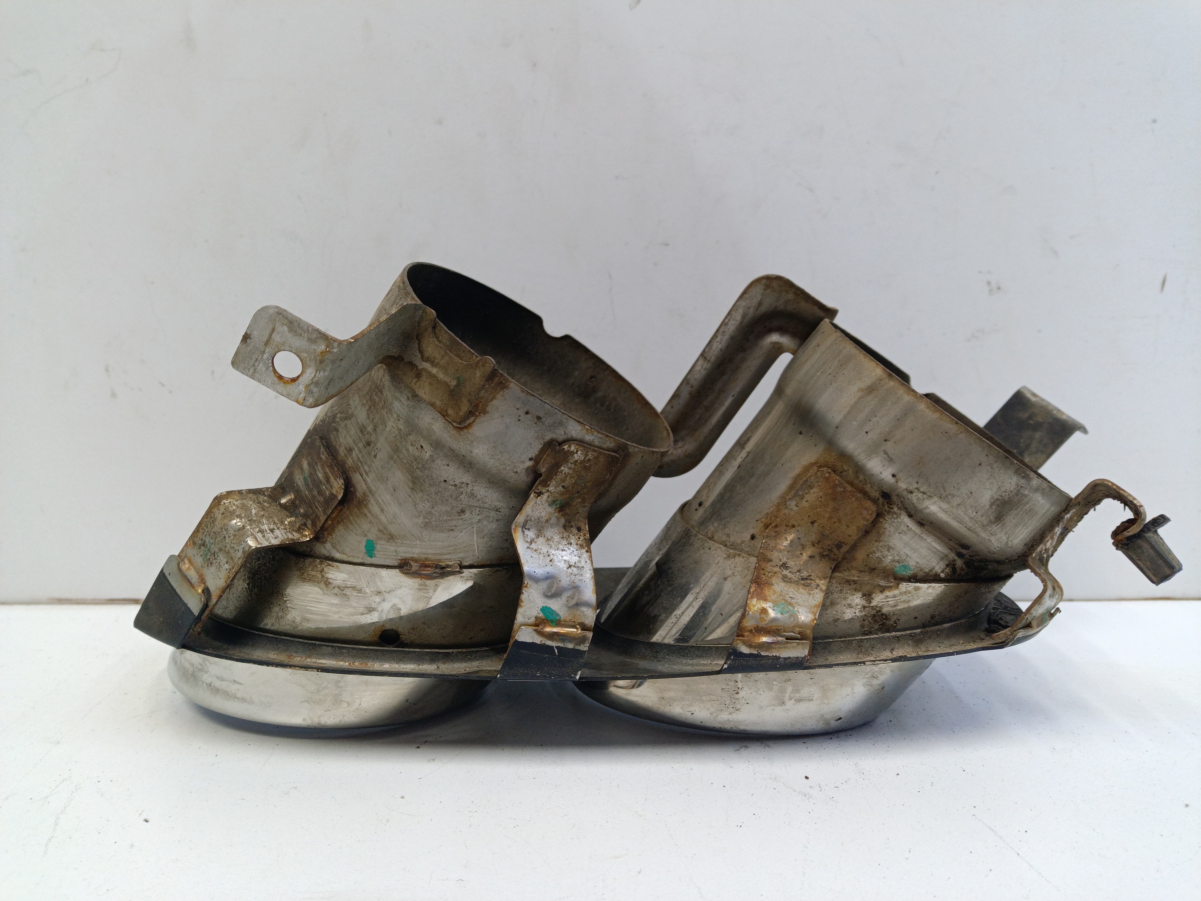 Насадка глушителя левая Geely Tugella Restail