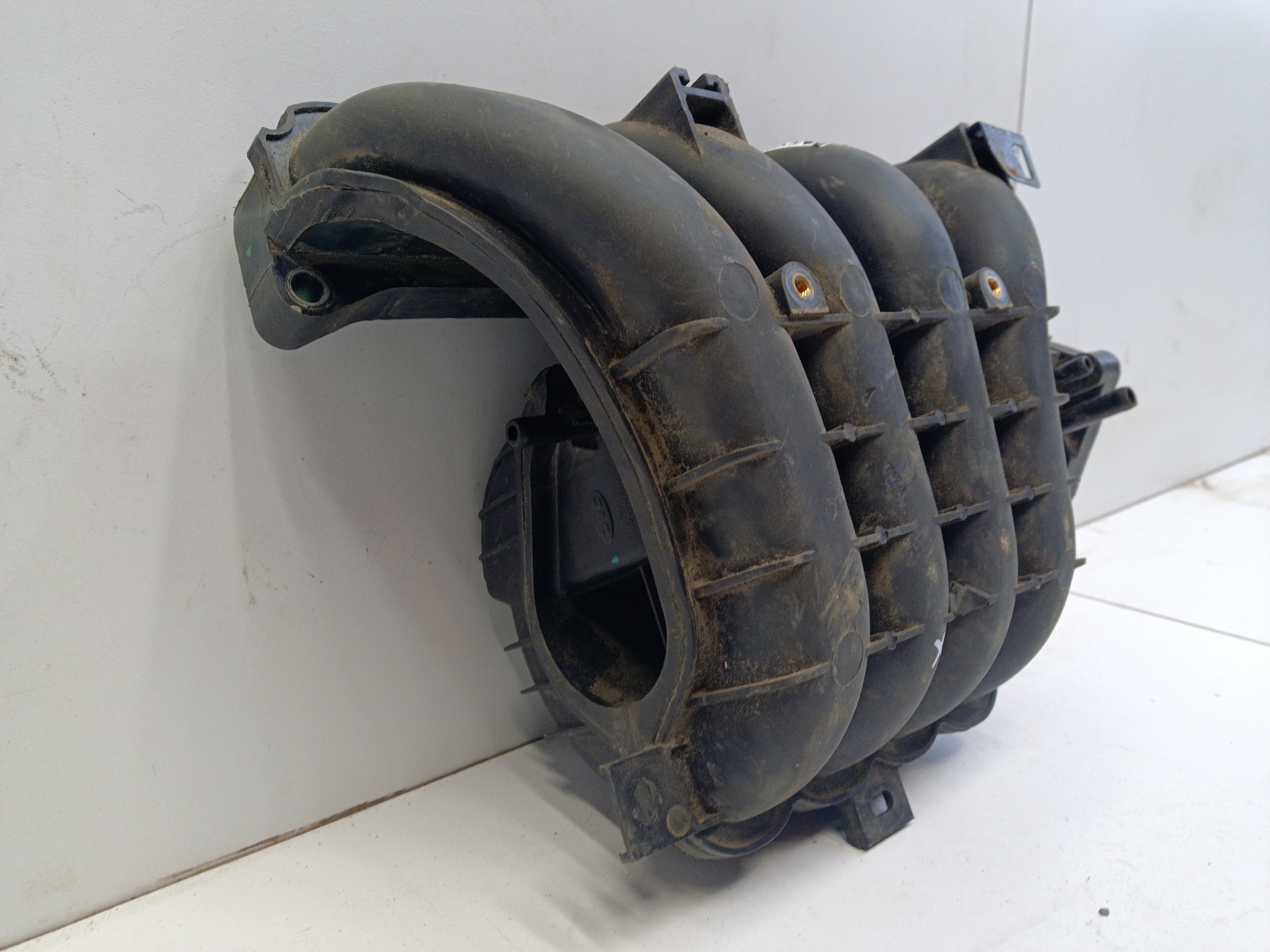 Коллектор впускной Москвич 3