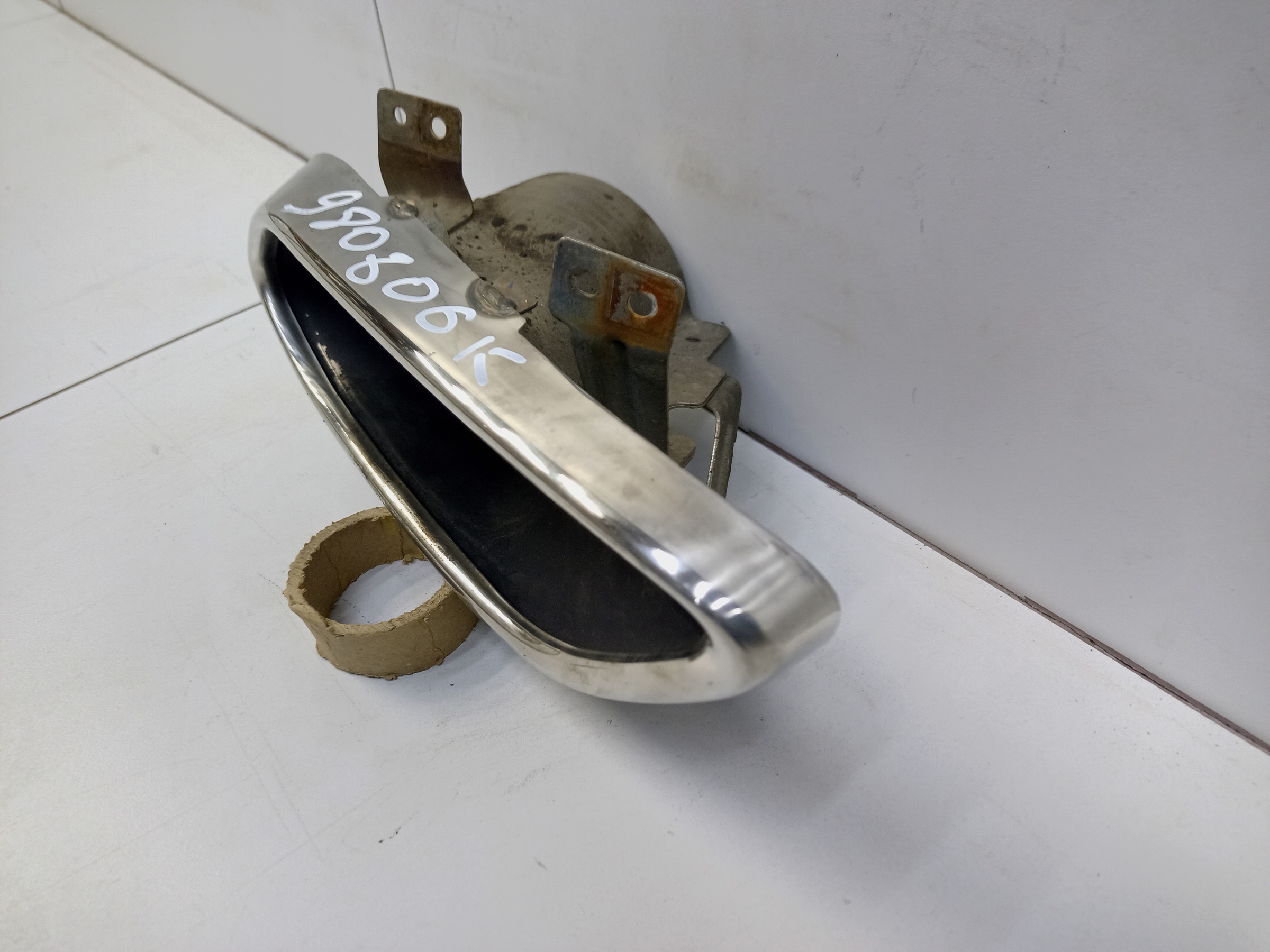 Насадка глушителя левая Geely Tugella