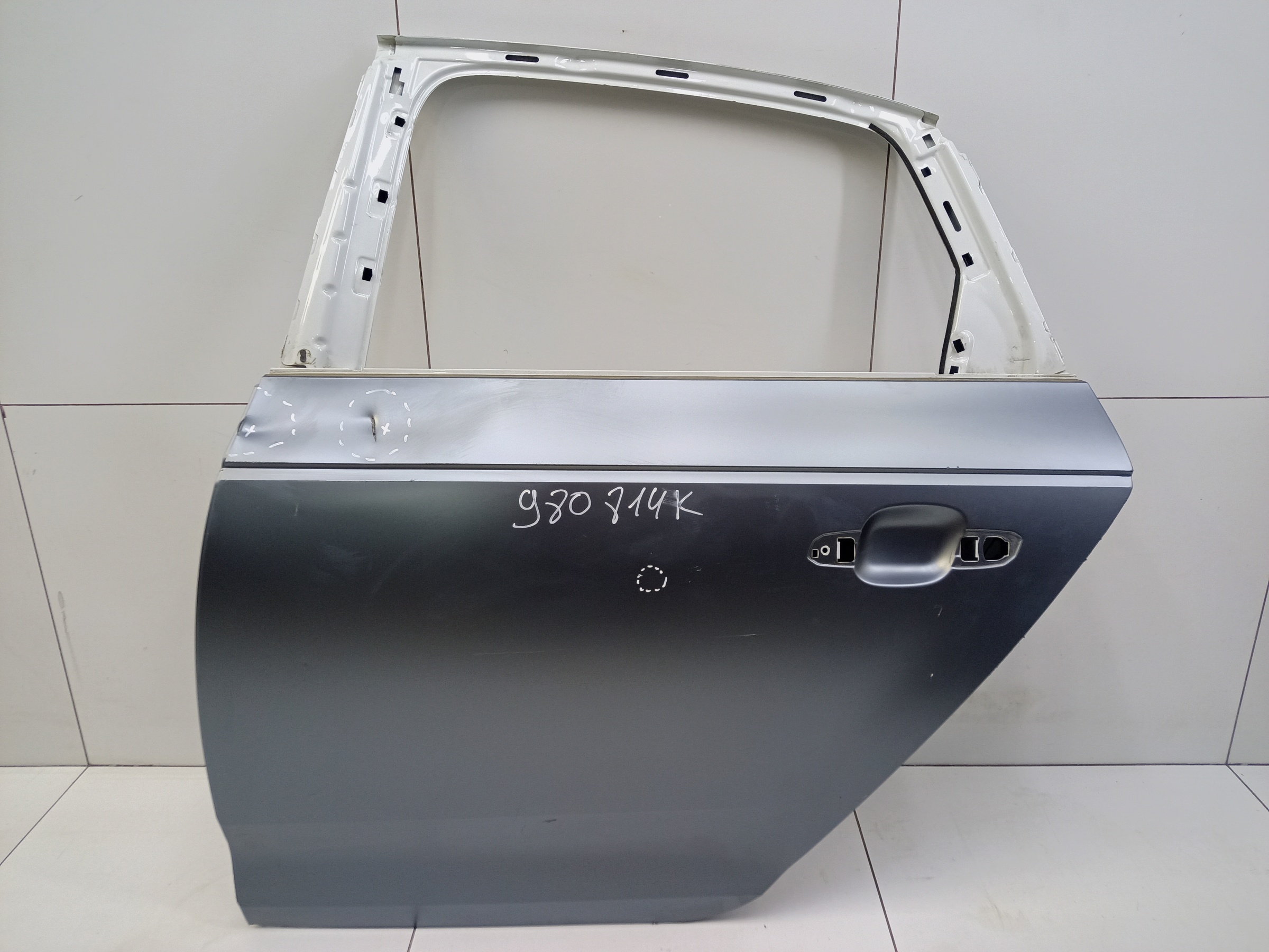 Дверь задняя левая Audi A4 B9 Sedan