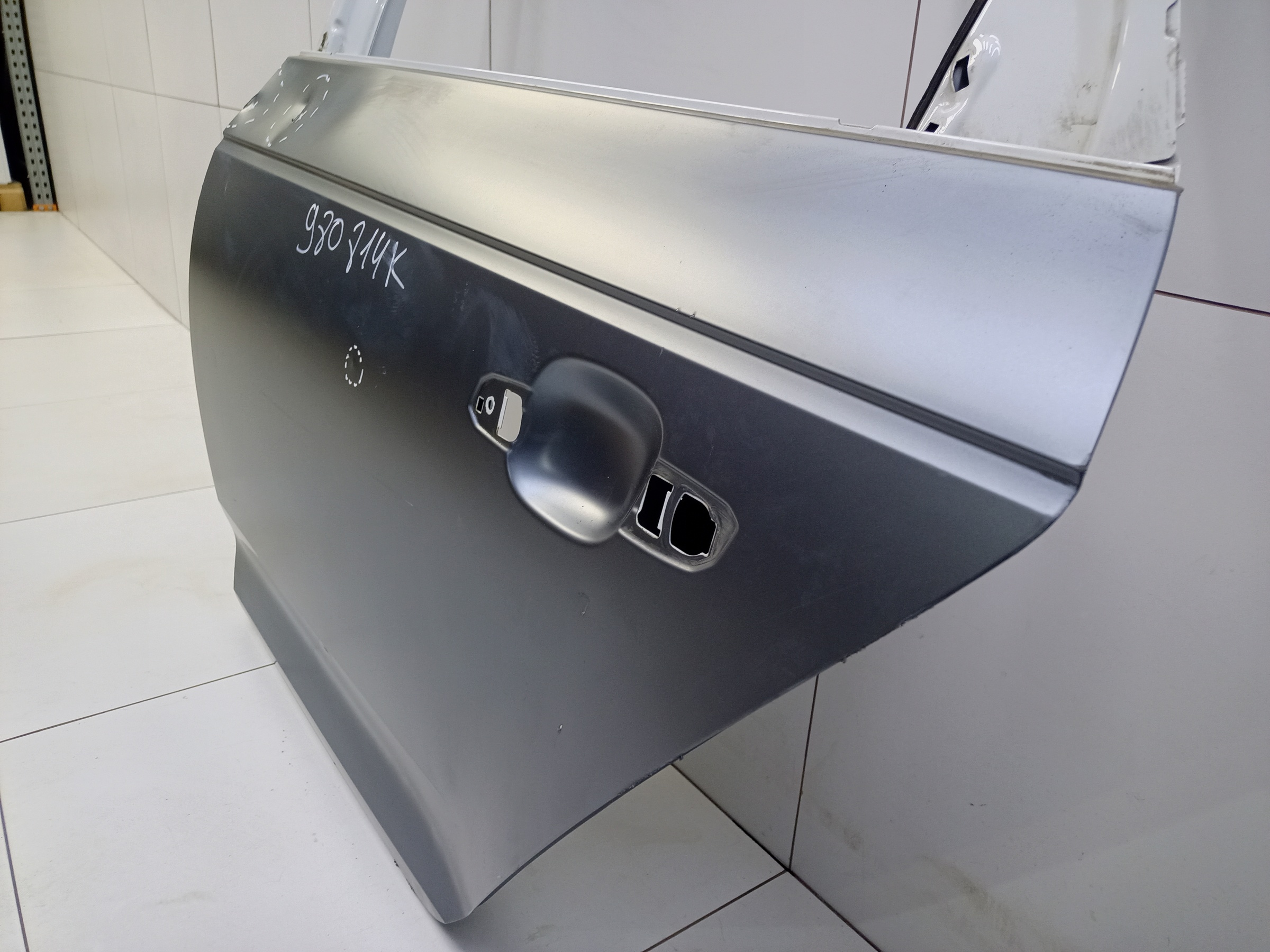 Дверь задняя левая Audi A4 B9 Sedan