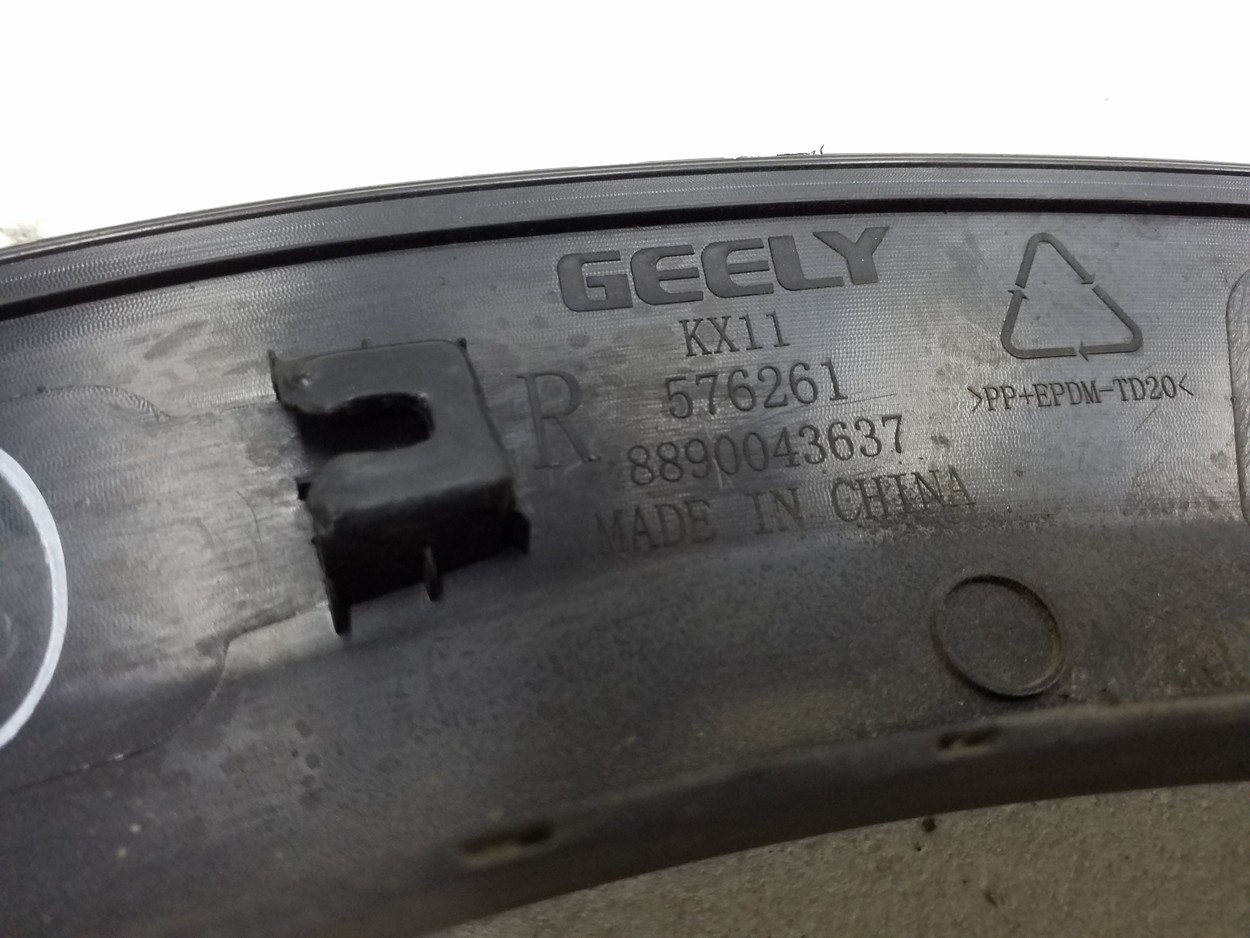 Накладка крыла заднего правого Geely Monjaro