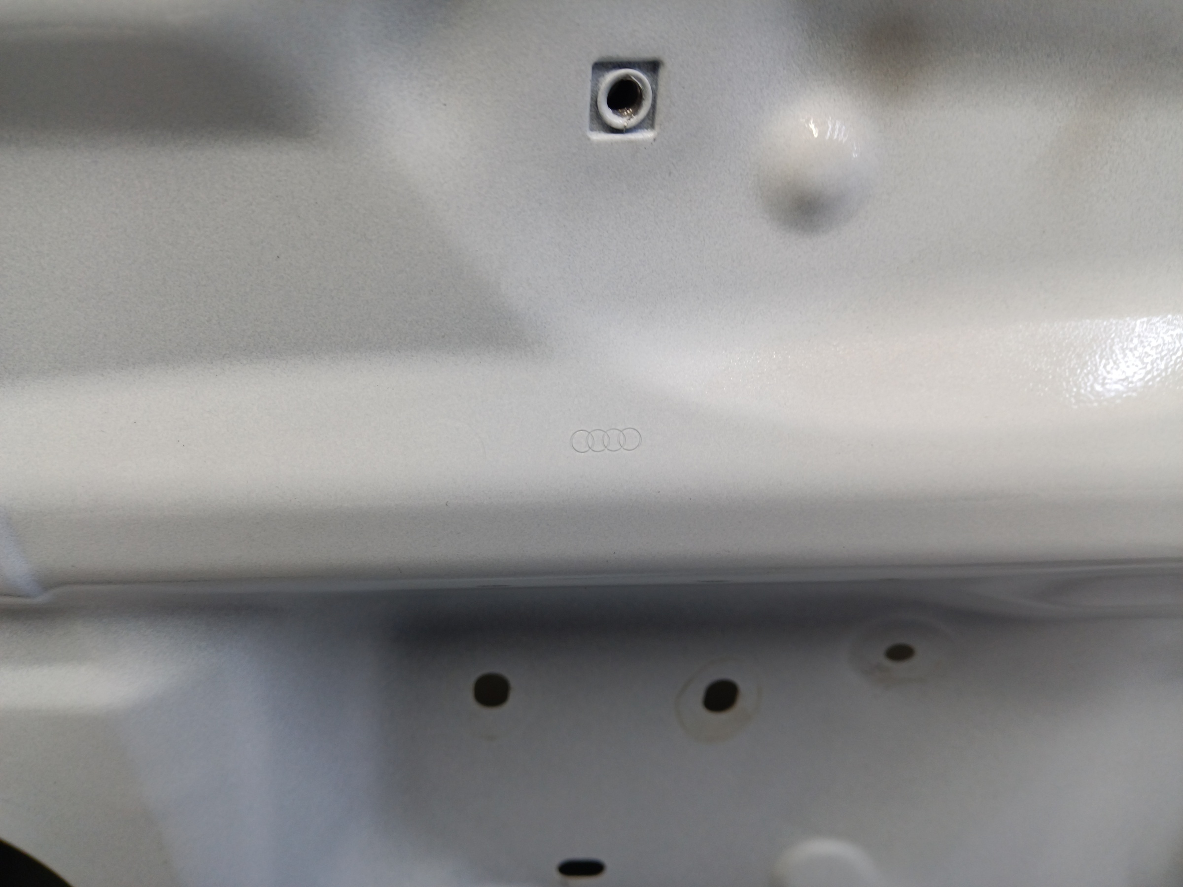 Дверь передняя левая Audi A4 B9