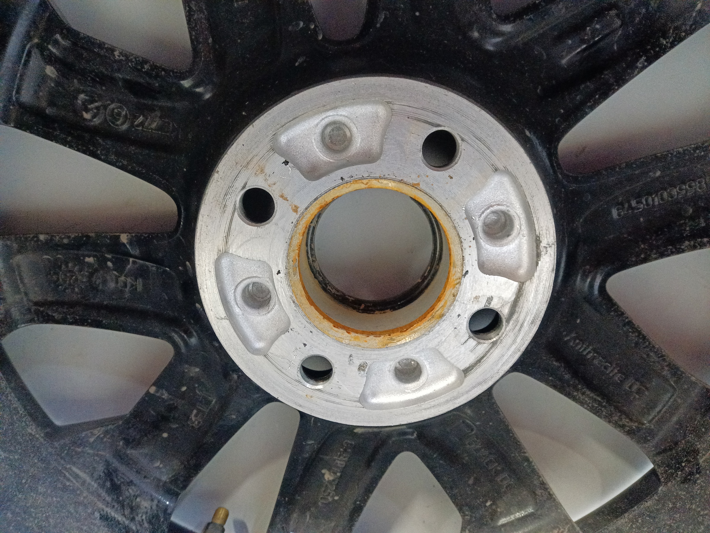 Диск колеса литой Lada Granta 1 Restail R15